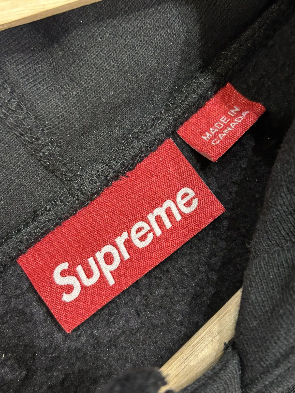 Supreme Supreme Raised Script Hoodie Size US L / EU 52-54 / 3 - 3 Thumbnail