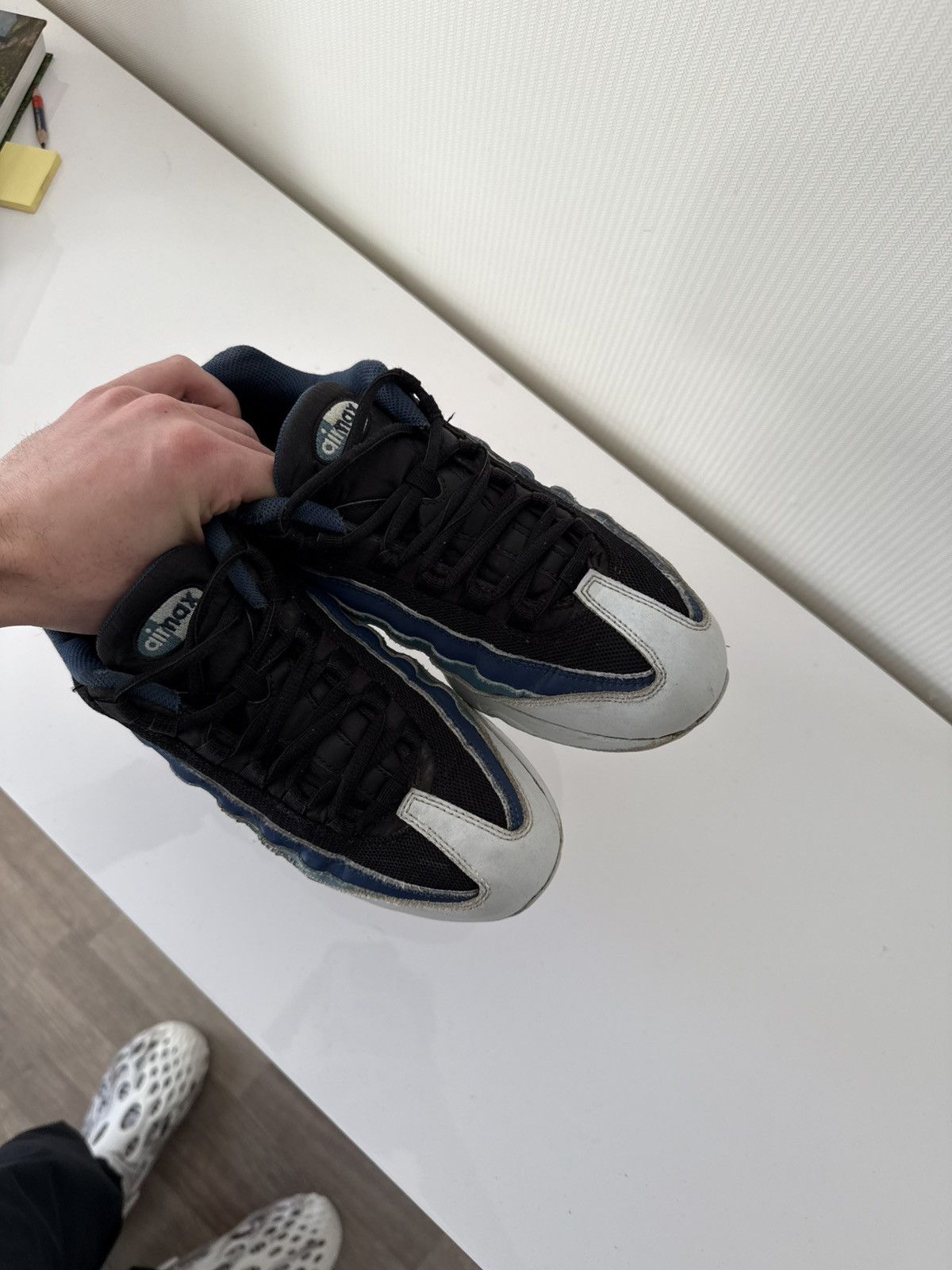Nike Vintage Nike Air Max 95 Y2K Rare Drill Sk8 Ocean Sneakers Size US 7 / EU 40 - 17 Thumbnail