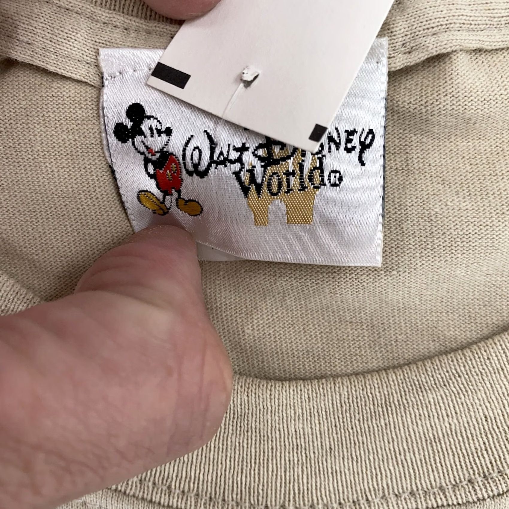 Disney Vtg Disney Harambe Wildlife Reserve Shirt Mens Large Animal Kingdom Safari Tee Size US L / EU 52-54 / 3 - 7 Thumbnail