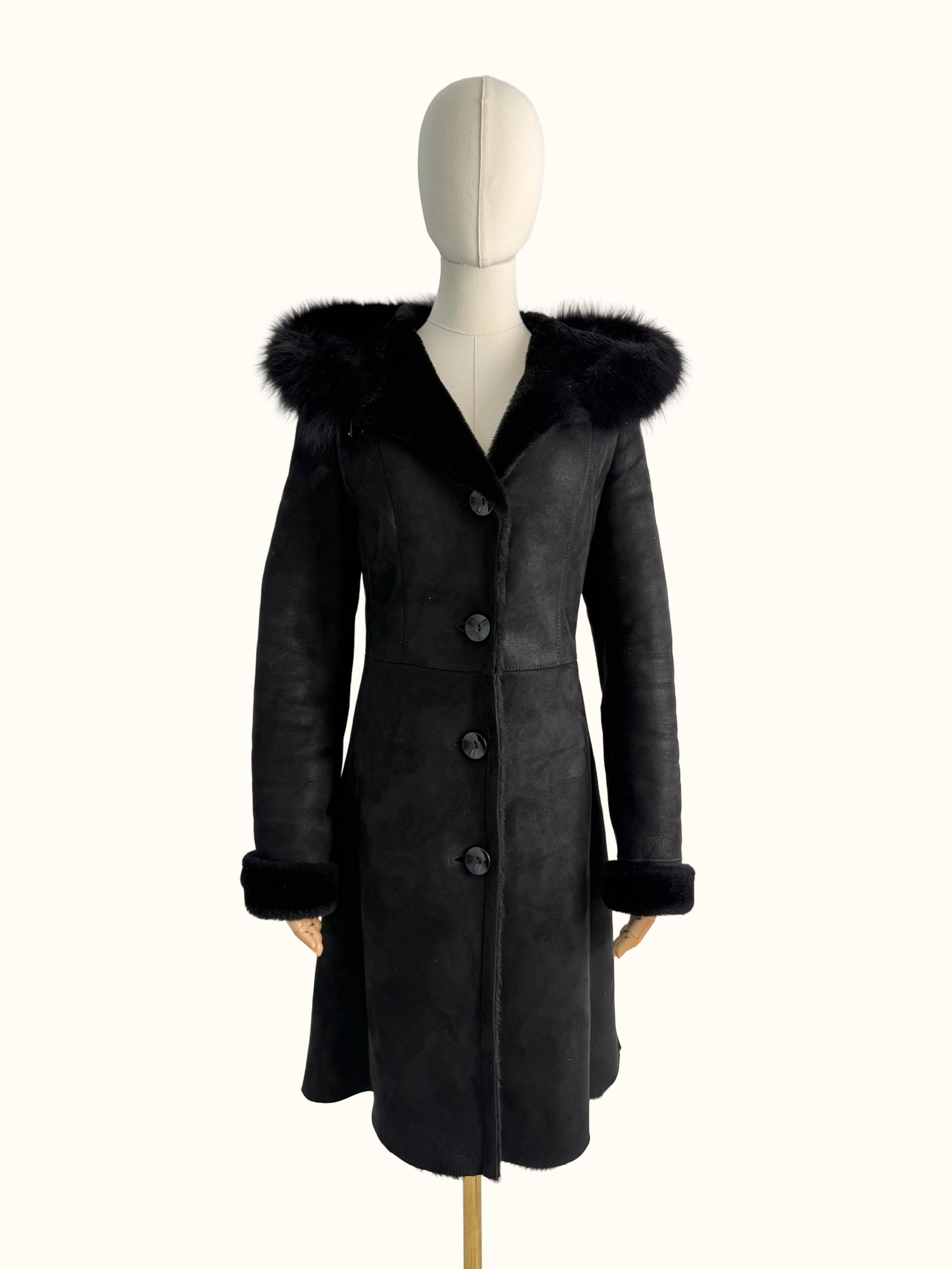 Vintage Vintage Real Sheepskin Coat Hooded Shearling Leather Coat B4 Size S / US 4 / IT 40 - 1 Thumbnail