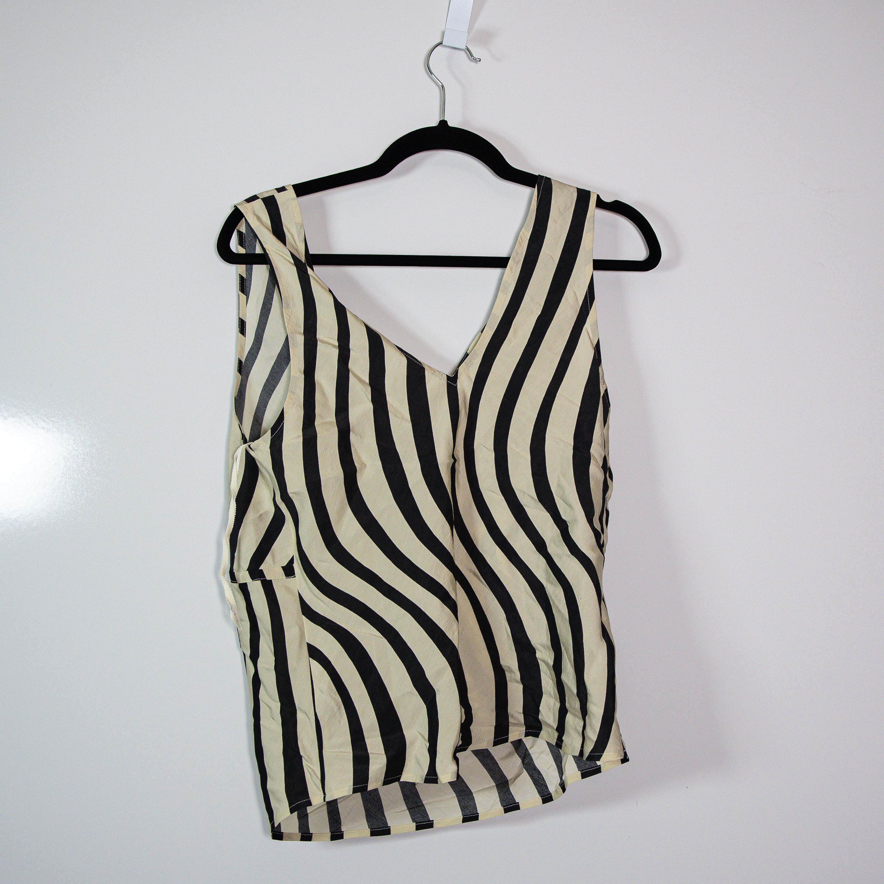Nation LTD NEW Nation LTD Bisbe Modal Stretch V Neck Size S / US 4 / IT 40 - 4 Thumbnail