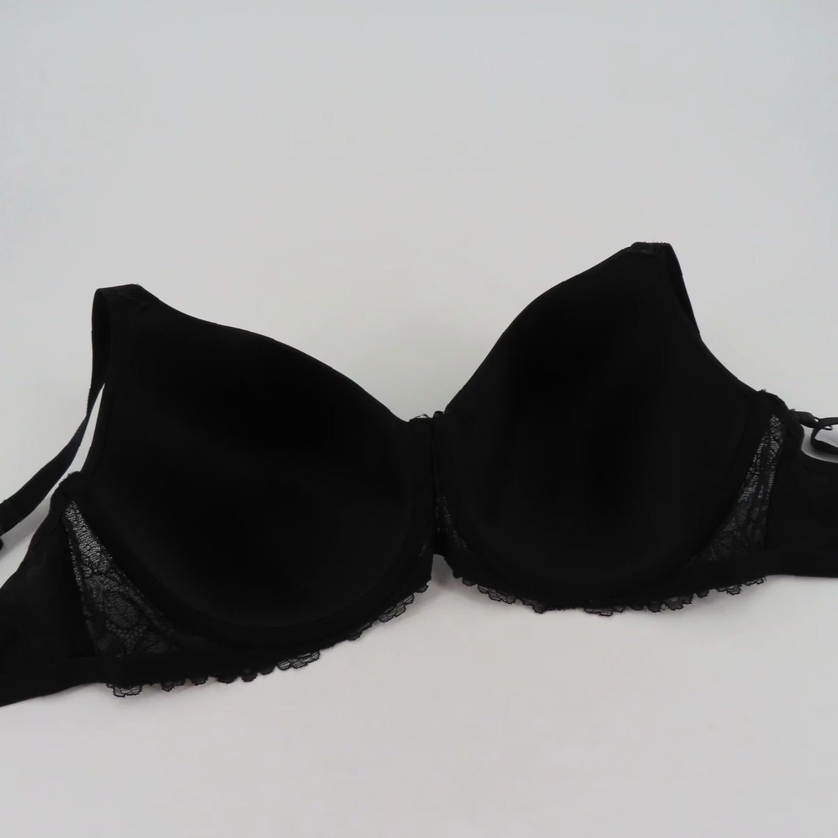 Vintage Dreamfit Bra Solid Black Bow Lace Trim Underwire Lined 42C Plus Size R7052X Nylon Blended Fabric T-Shirt Underwired Hook & Eye 42 Band Women Size ONE SIZE - 7 Thumbnail