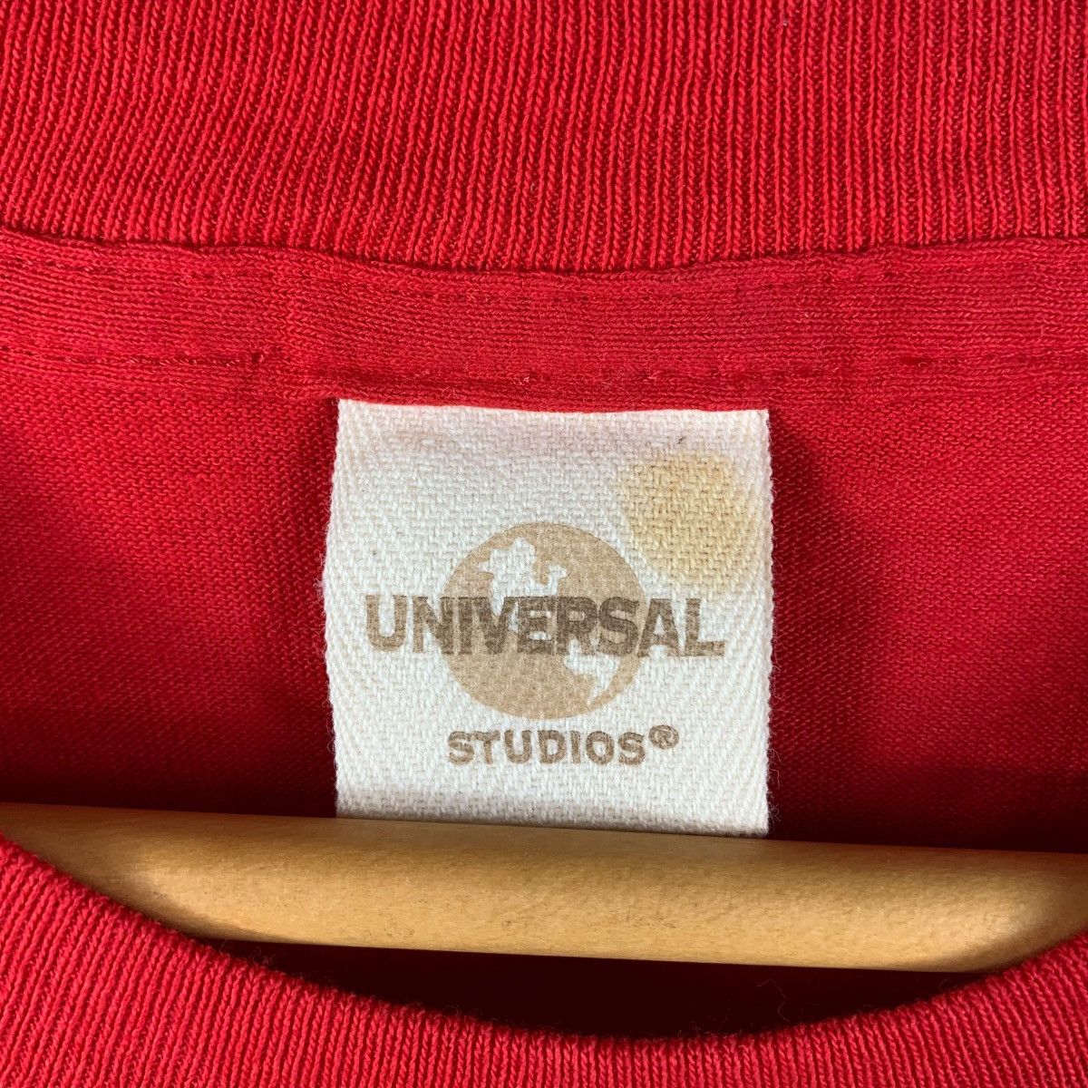 Universal Studios Vintage JURASSIC PARK universal studio printed movie tee Size US M / EU 48-50 / 2 - 3 Thumbnail