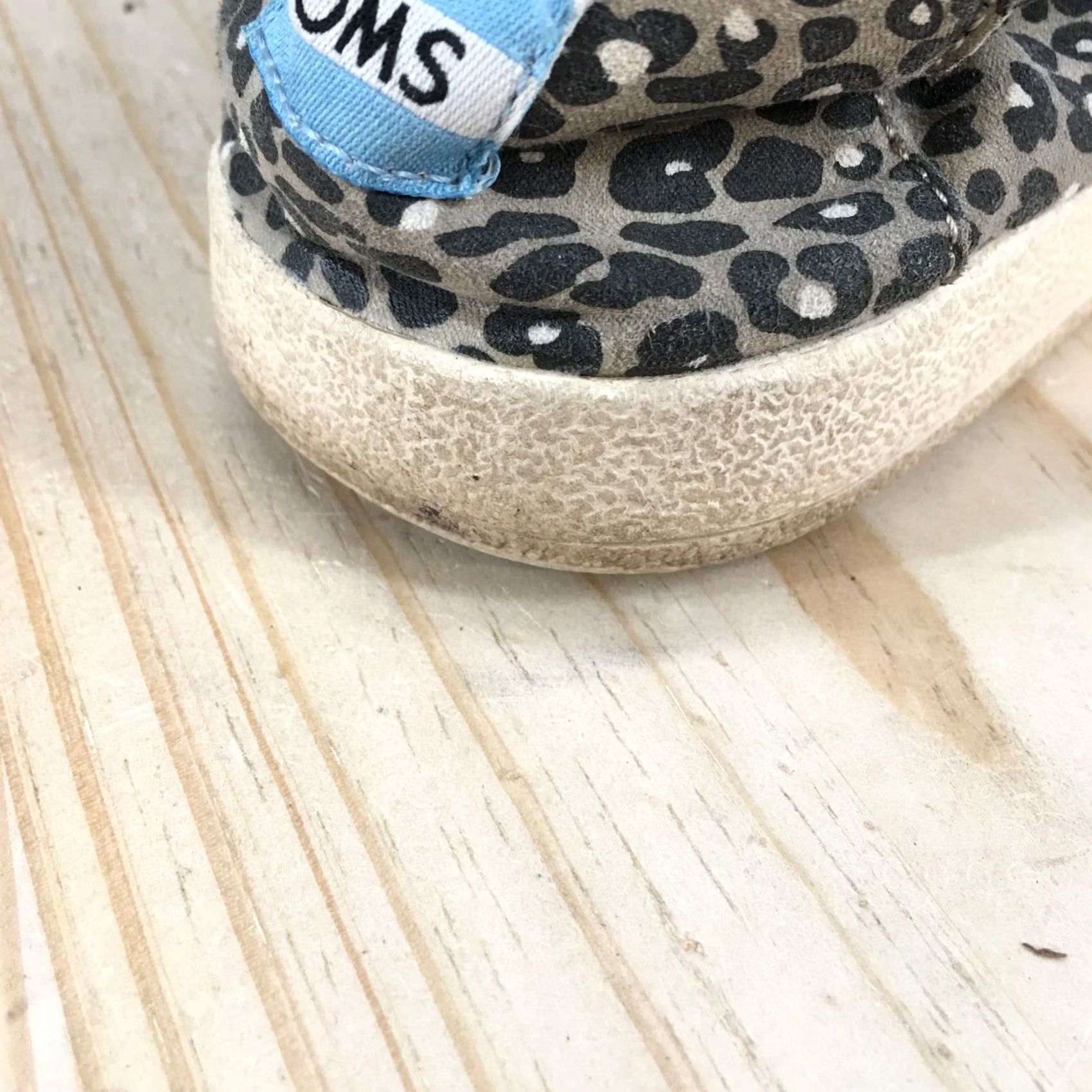 Toms TOMS Avalon Slip-On Womens 8 Black Cheetah Print Casual Comfort Low Top Shoes Size M / US 6-8 / IT 42-44 - 7 Thumbnail