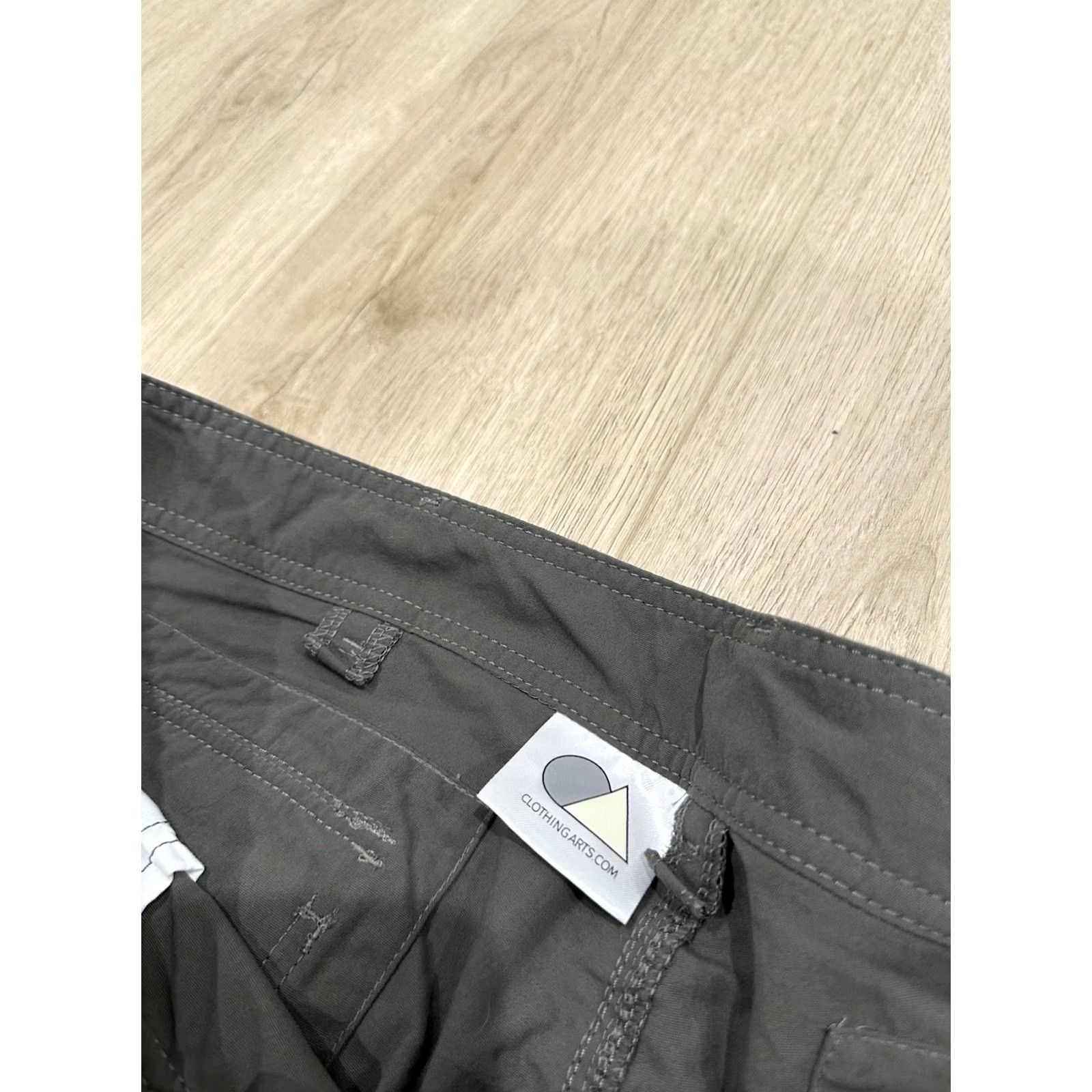 Vintage NWT P^Cubed Cargo Shorts Grey 42 Men Nylon Front Pockets Flat Front Casual Travel 11in Inseam Size US 42 / EU 58 - 6 Thumbnail