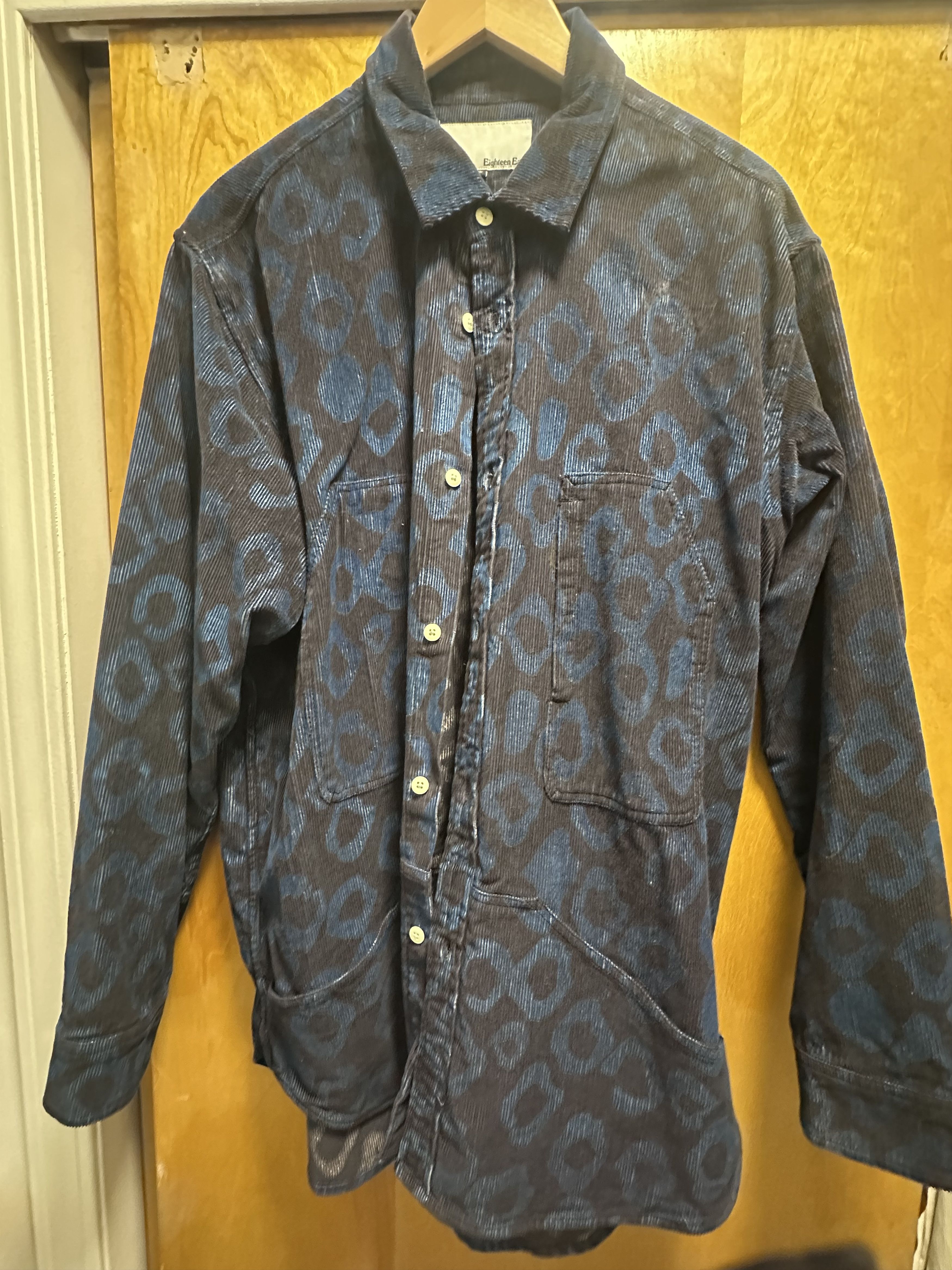 18 East 18 East RENDALL UTILITY SHIRT - NAVY BLOCK PRINTED CORDUROY Size US XL / EU 56 / 4 - 1 Thumbnail