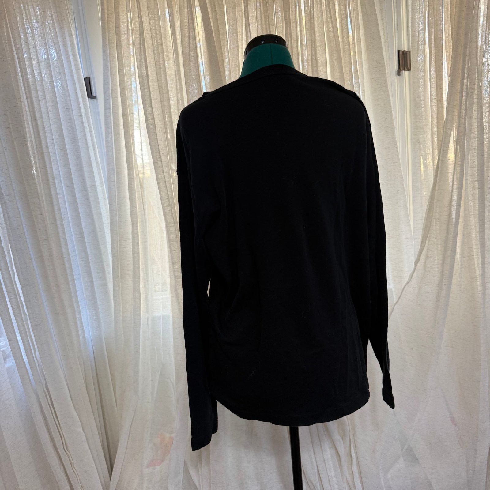 Jos. A. Bank Jos. A. Bank Black Long-Sleeve Tee | Sz L Size US L / EU 52-54 / 3 - 4 Thumbnail