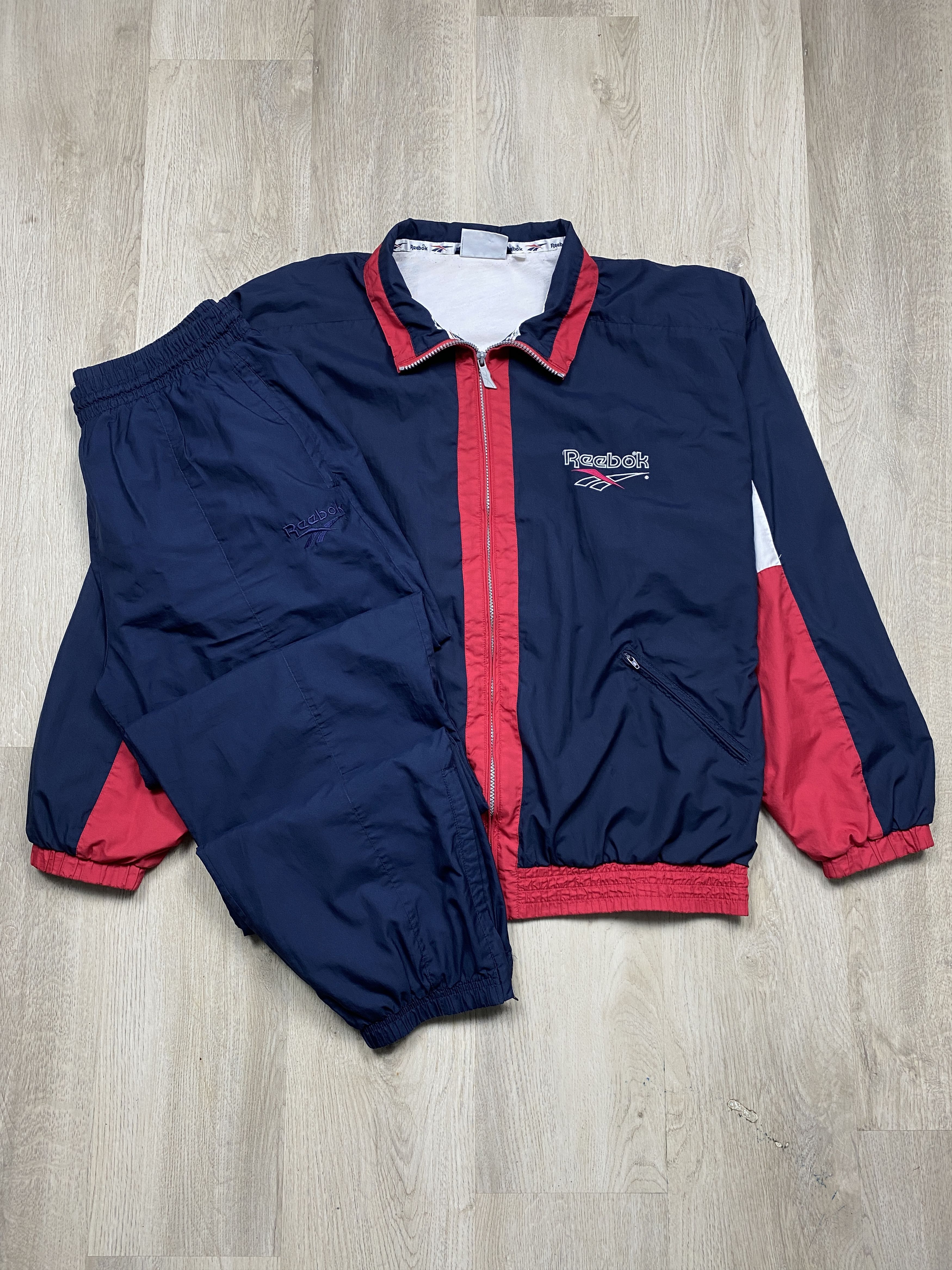 Reebok Reebok Vintage Mens Nylon Track Suit Jacket + Pants Drill Size US 34 / EU 50 - 1 Thumbnail