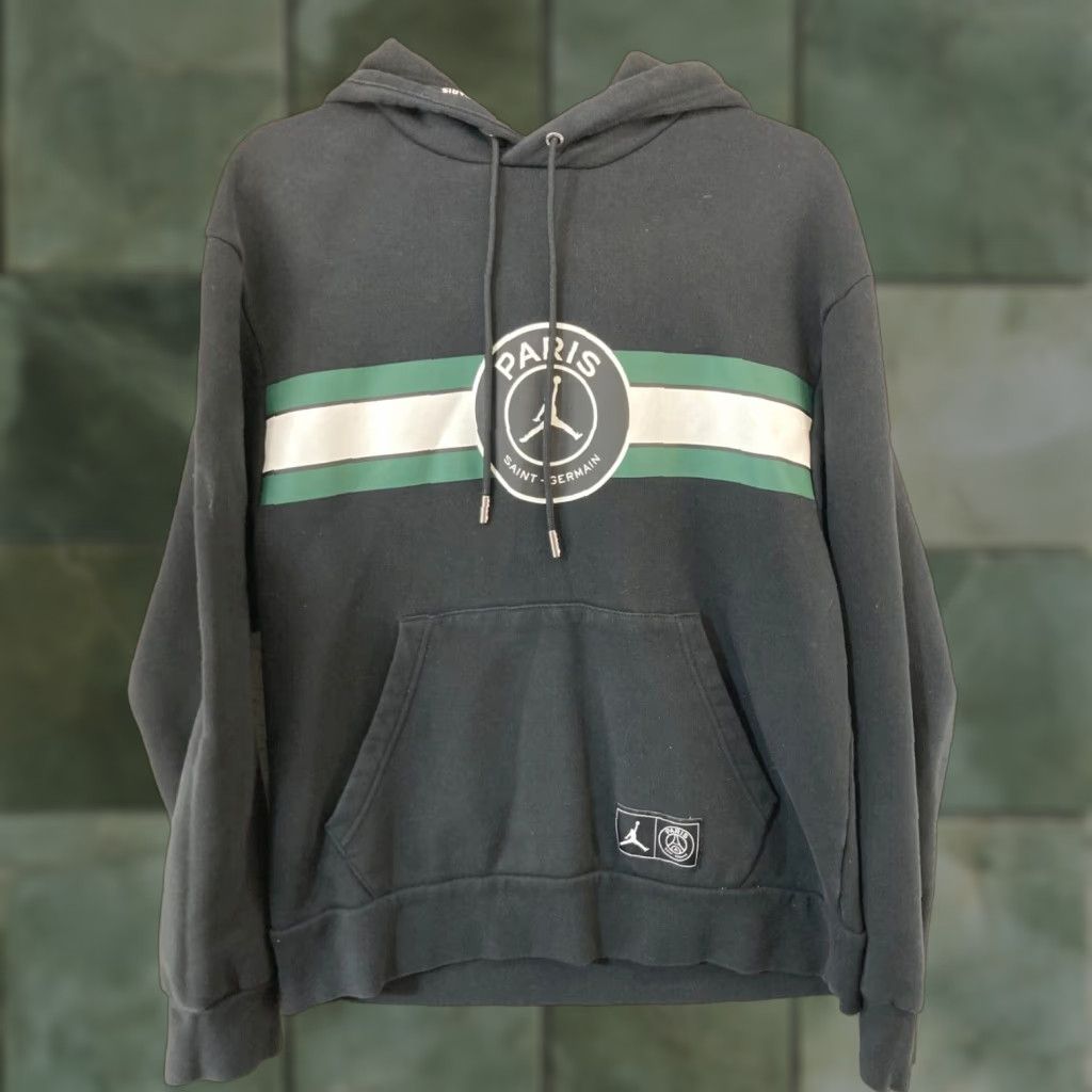 Jordan Brand Air Jordan Hoodie Mens Medium Black Paris Saint-Germain Basketball Pullover with Hood Pockets (Regular) Mens Size US M / EU 48-50 / 2 - 1 Thumbnail
