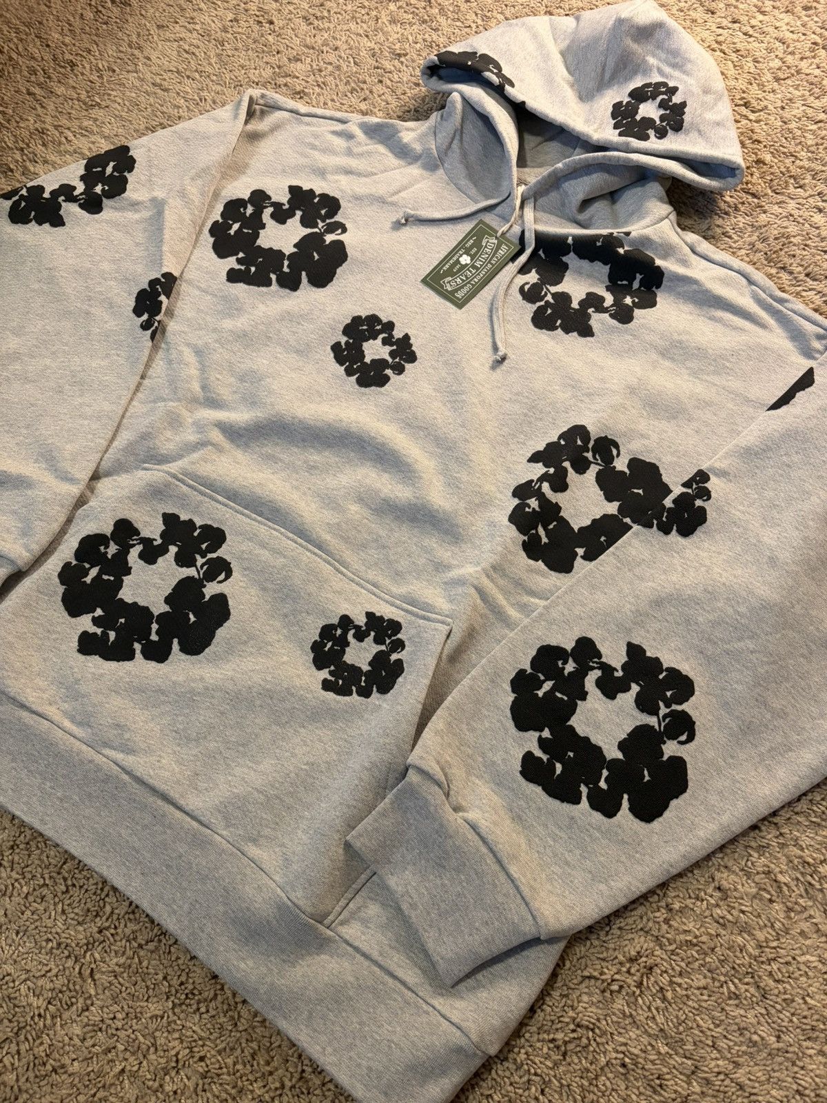 DENIM TEARS Denim Tears Black Cotton Wreath Hoodie Grey Size US XL / EU 56 / 4 - 2 Thumbnail