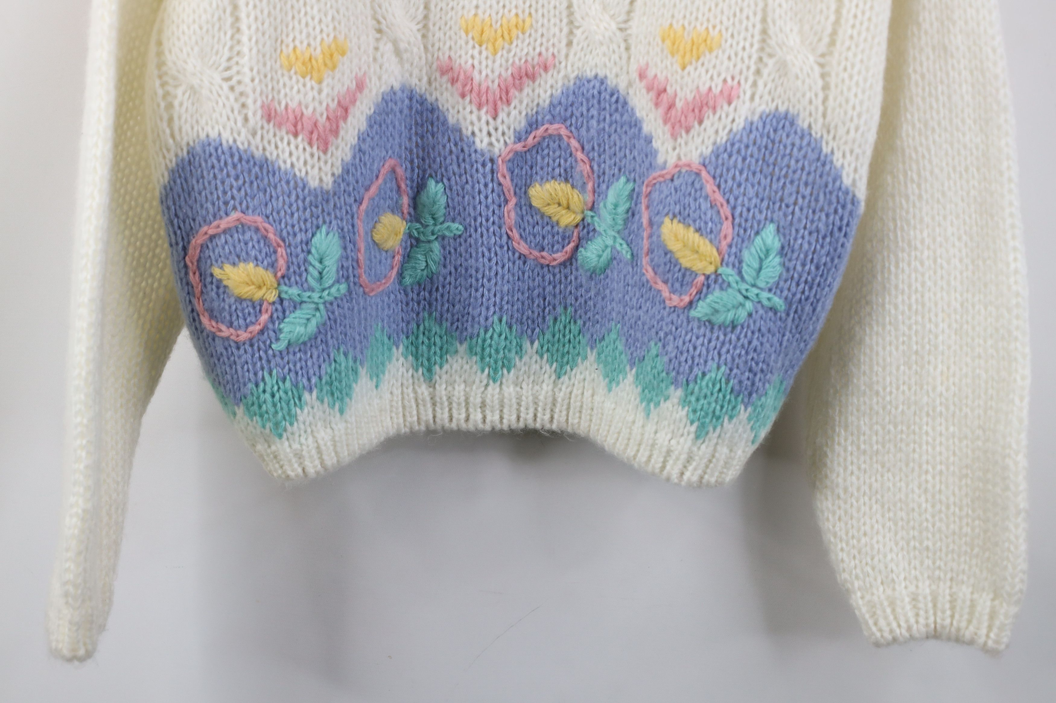 Vintage Vintage 90s Streetwear Embroidered Flower Cable Knit Sweater Size L / US 10 / IT 46 - 3 Thumbnail