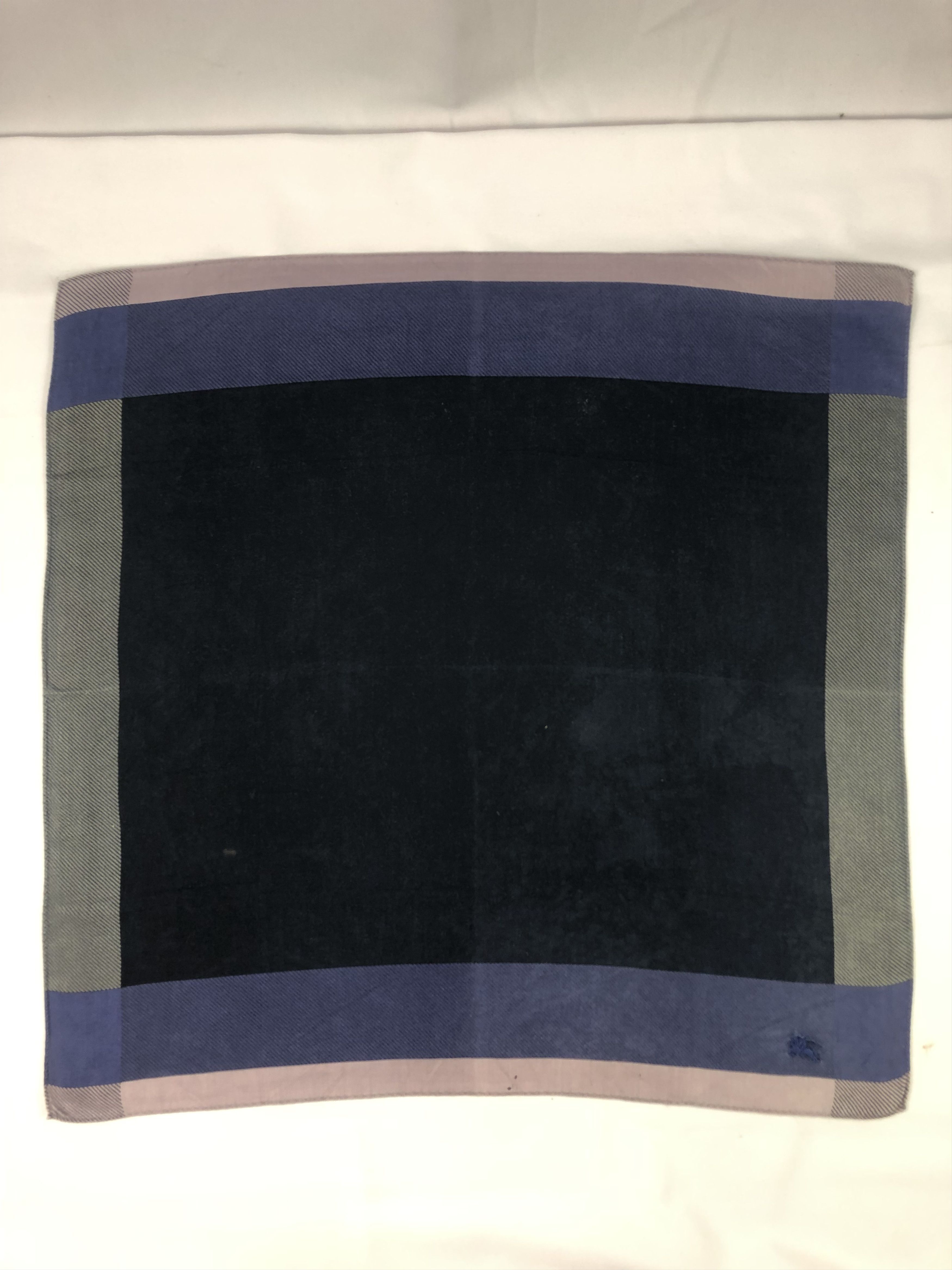Burberry Burberry Handkerchief / Bandana / Neckerchief Size ONE SIZE - 3 Thumbnail