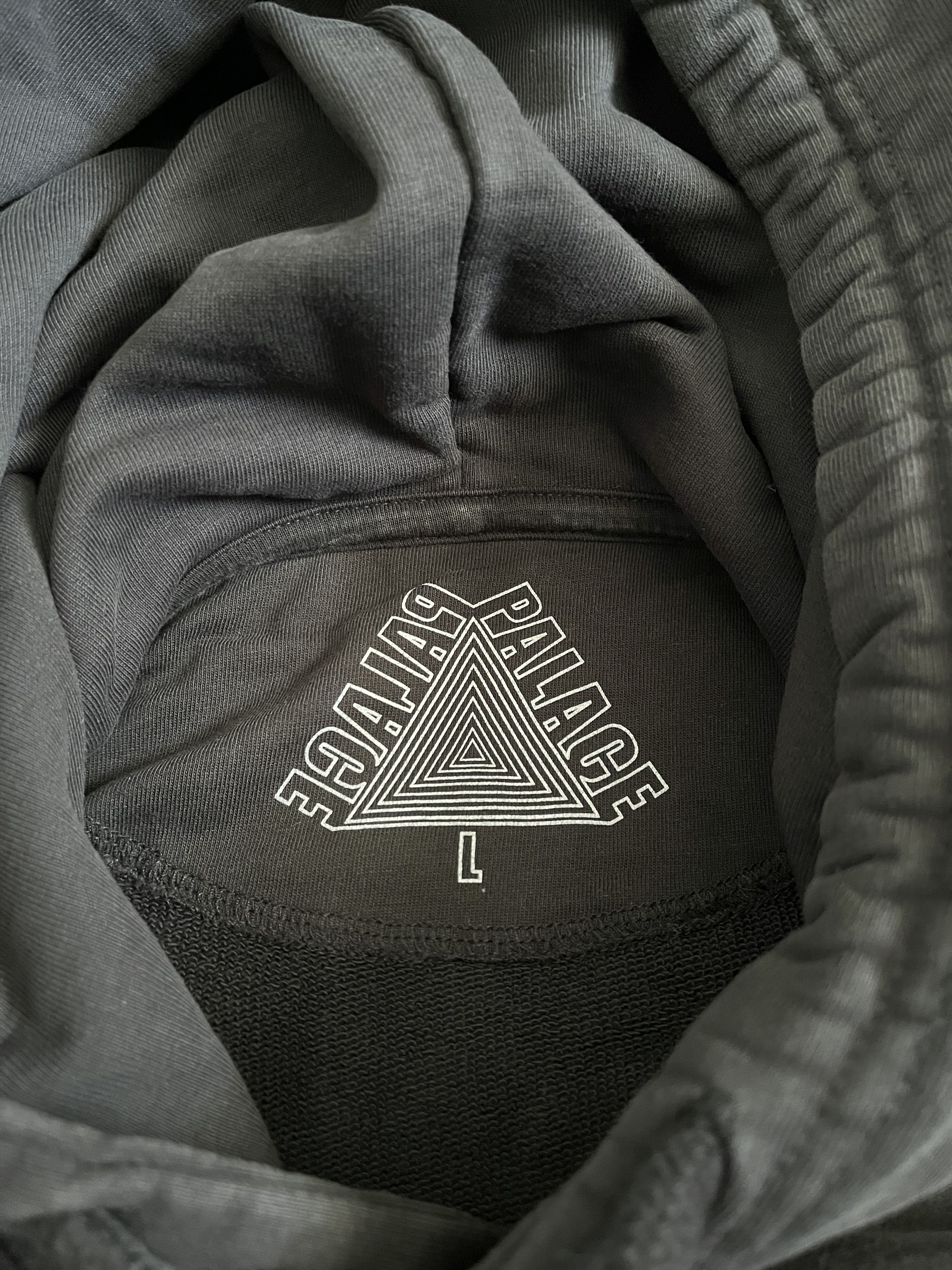 Palace Tri-Ripper Hood Black Size US L / EU 52-54 / 3 - 9 Thumbnail