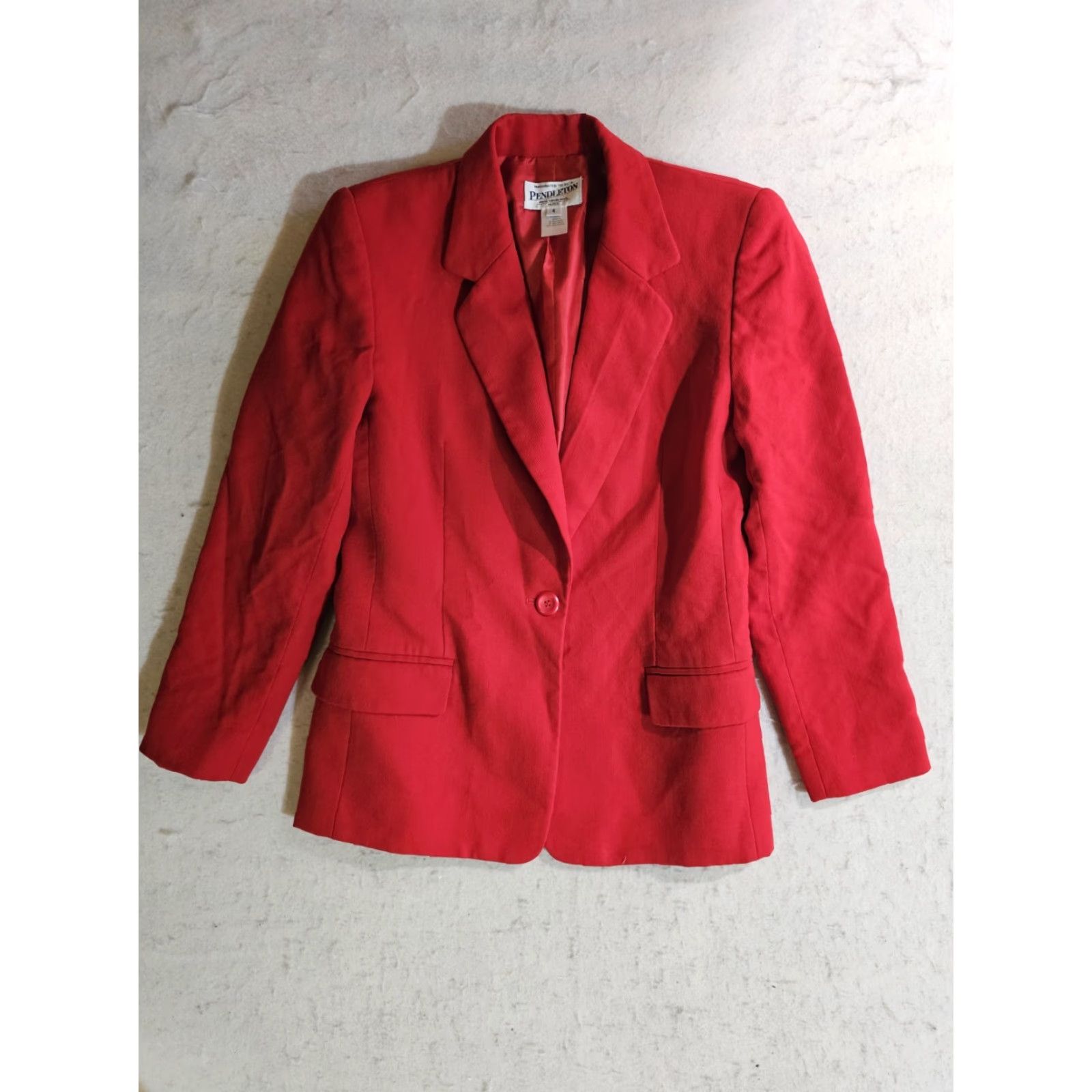 Pendleton VINTAGE Pendleton Blazer Women's Petite Size 4 Red 100% Wool Single-Breasted 90s USA Size S / US 4 / IT 40 - 2 Thumbnail