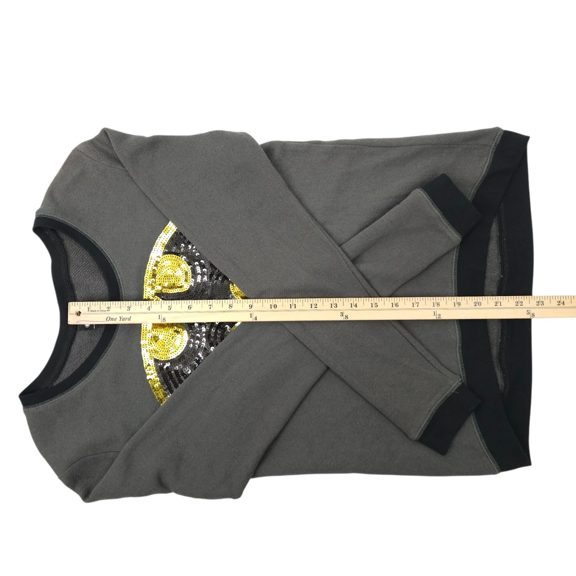 DC Comics DC Comics Batman Sequins Sweater Womens M Pullover Ringer Size M / US 6-8 / IT 42-44 - 7 Thumbnail