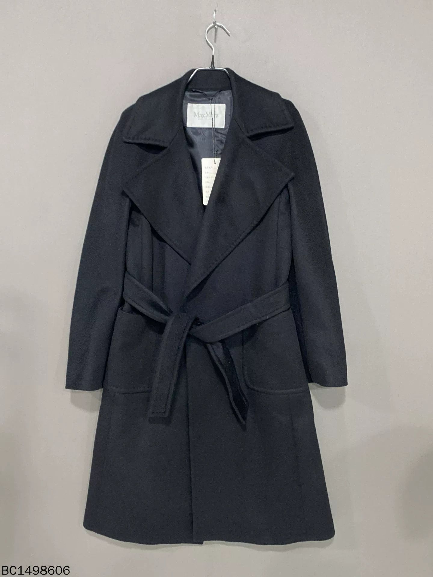 Max Mara maxmara black long cashmere coat Size US M / EU 48-50 / 2 - 1 Thumbnail