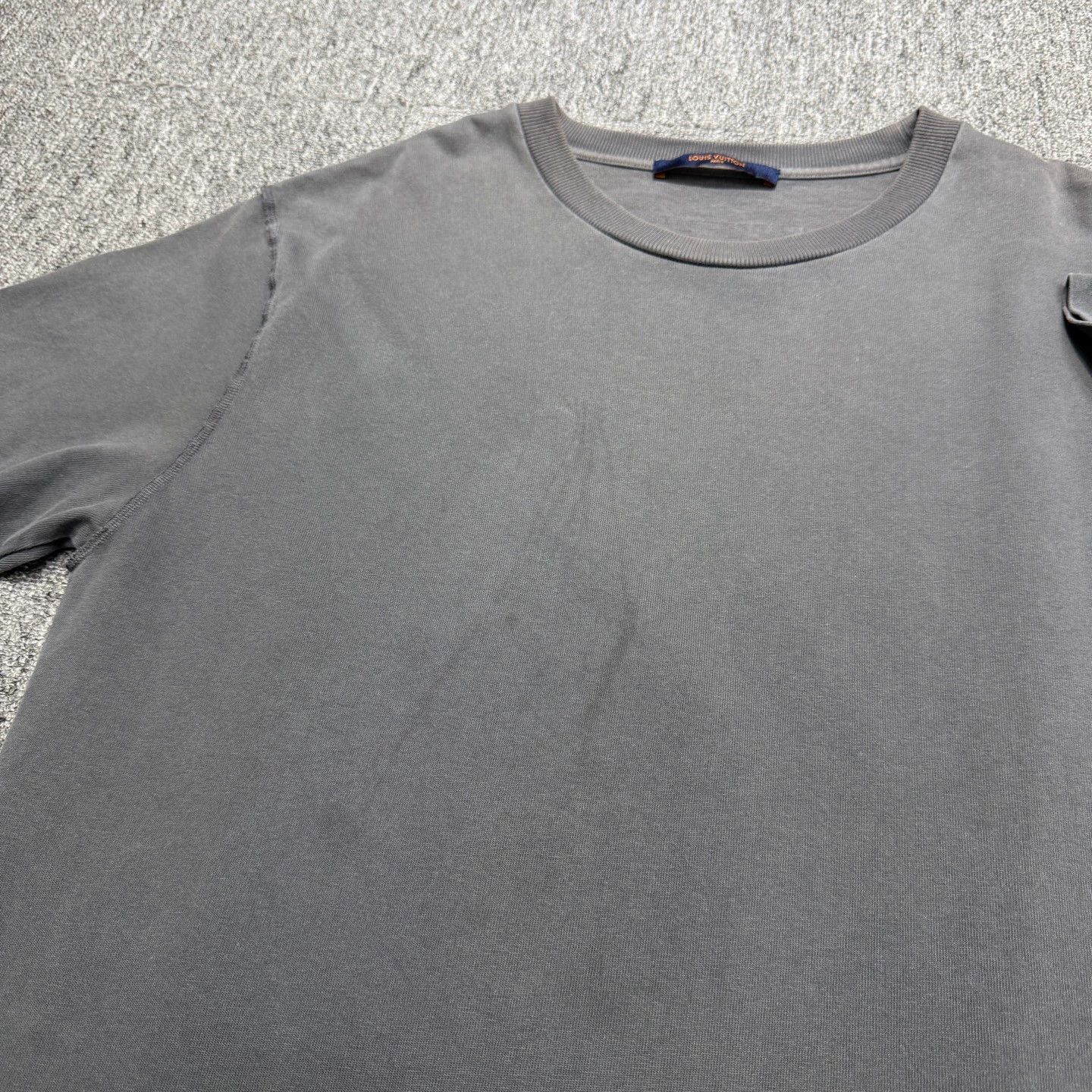 Louis Vuitton LV casual short sleeve tee M 95new Size US M / EU 48-50 / 2 - 2 Thumbnail
