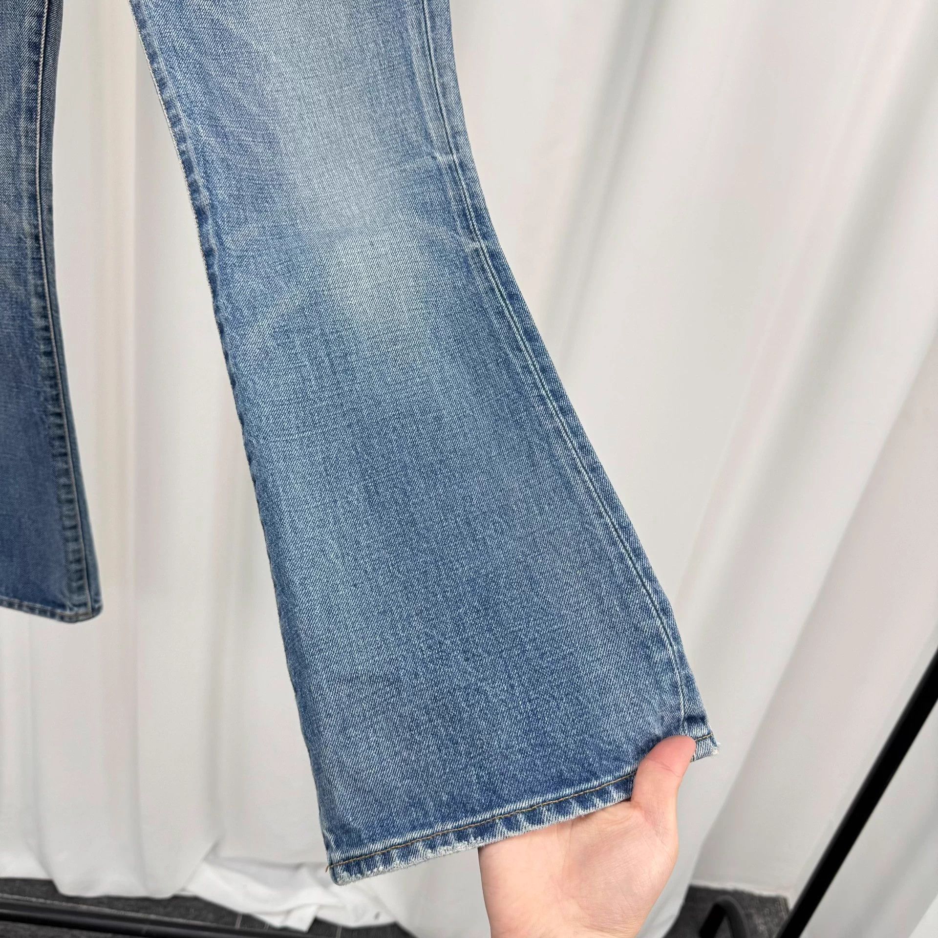Celine Celine Triomphe GoldChain Washed Jeans W28 99 New Size 28" / US 6 / IT 42 - 4 Thumbnail