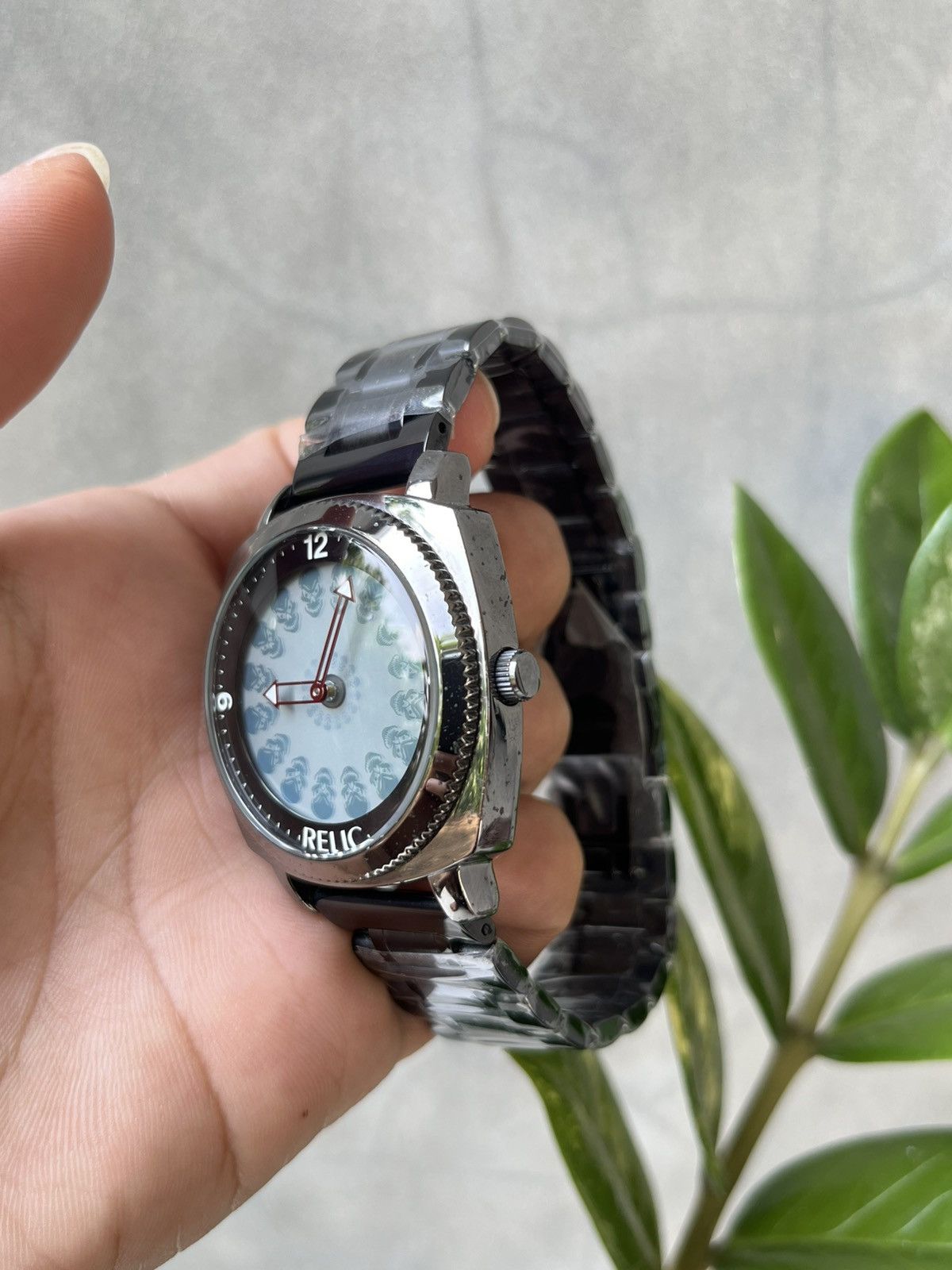 Fossil Vintage RELIC BIG TIC WATCH SPIRAL SKULL BLACK Size ONE SIZE - 5 Thumbnail