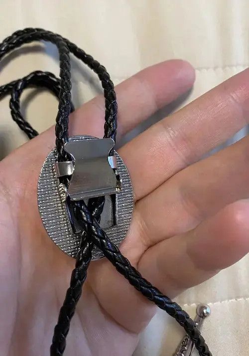 Cowboy Equipment Lucky Charm Agate Gem Pendant Bolo Tie Size ONE SIZE - 4 Thumbnail