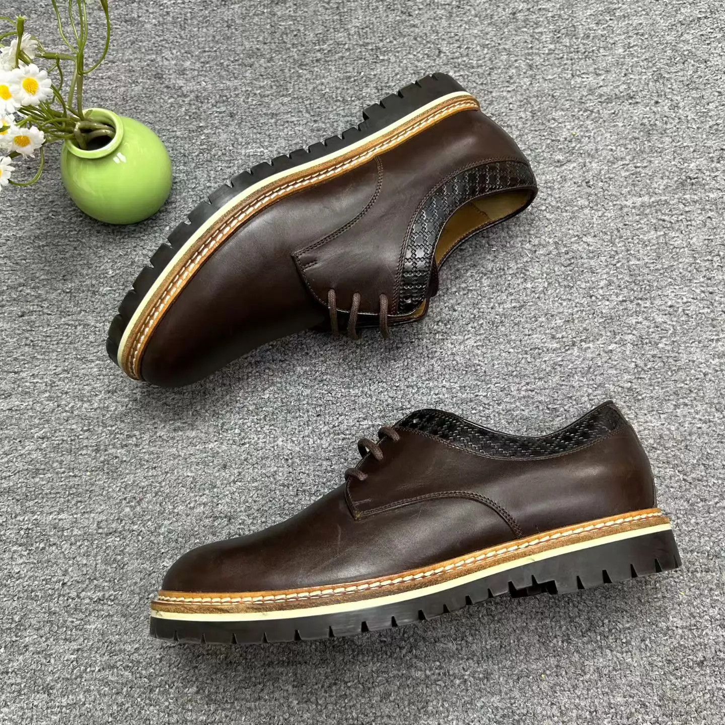 Gucci Gucci Brown Leather Loafer 41.5 Worn Once 99 New Size US 8.5 / EU 41-42 - 3 Thumbnail