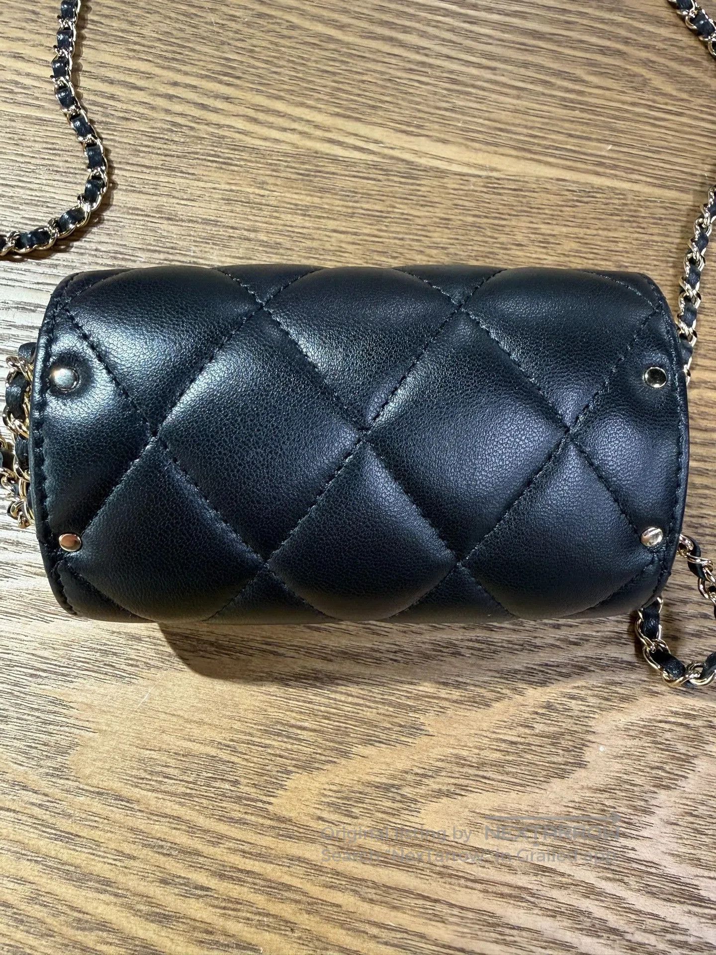 Chanel Chanel Black Quilted Mini Chain Bag. Size ONE SIZE - 3 Thumbnail