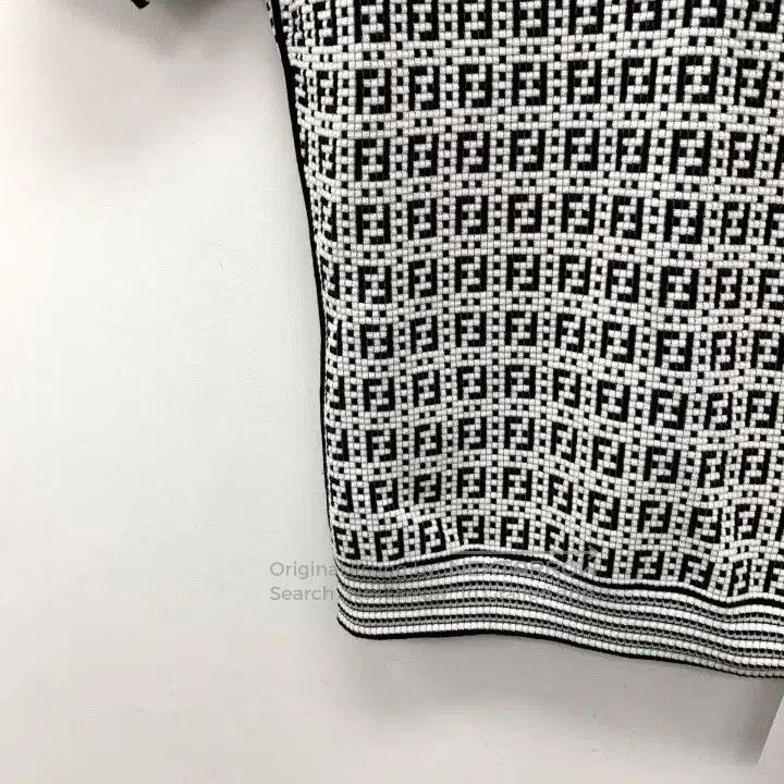 Fendi Fendi Logo All. Size US XXS / EU 40 - 4 Thumbnail