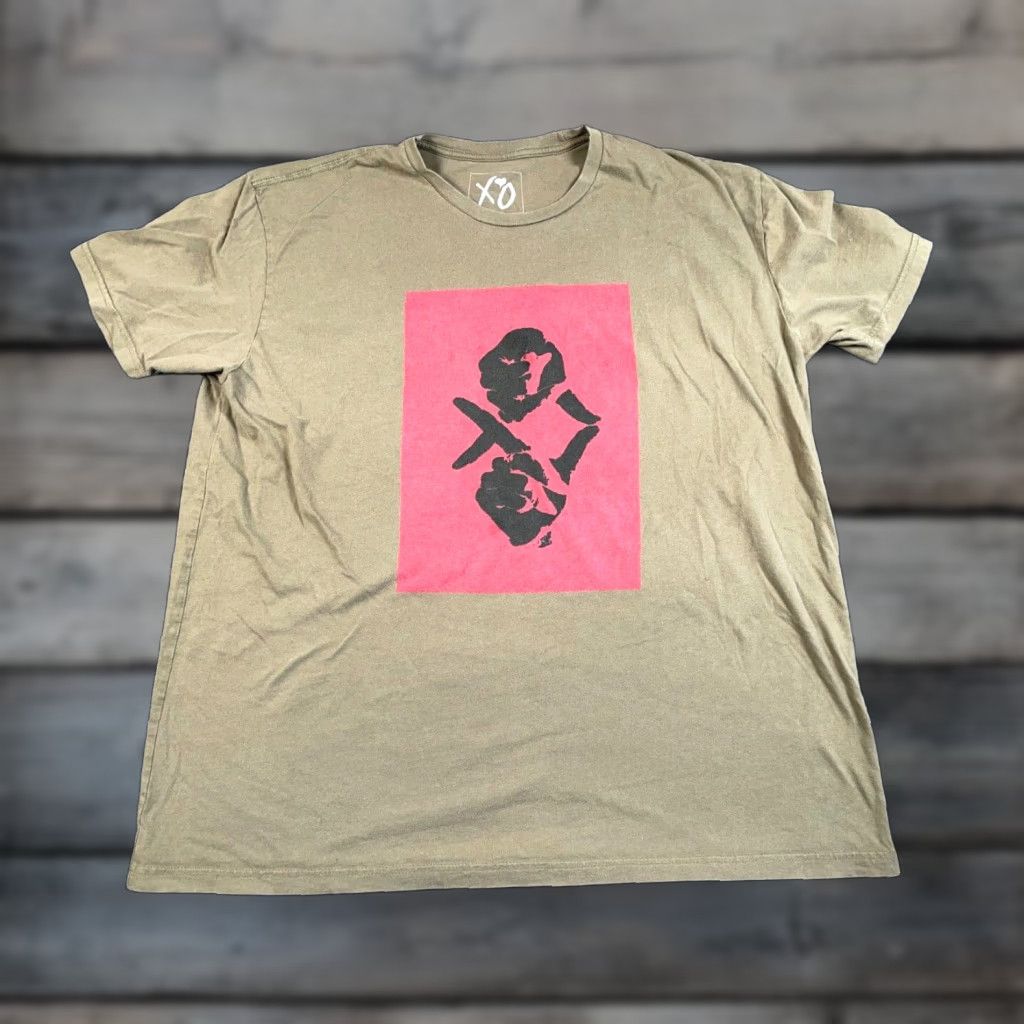 Olive VINTAGE XO Weeknd Graphic T-Shirt Men Adult 2XL Olive Green Short Sleeve Music Hip Hop Official Size US XXL / EU 58 / 5 - 1 Thumbnail