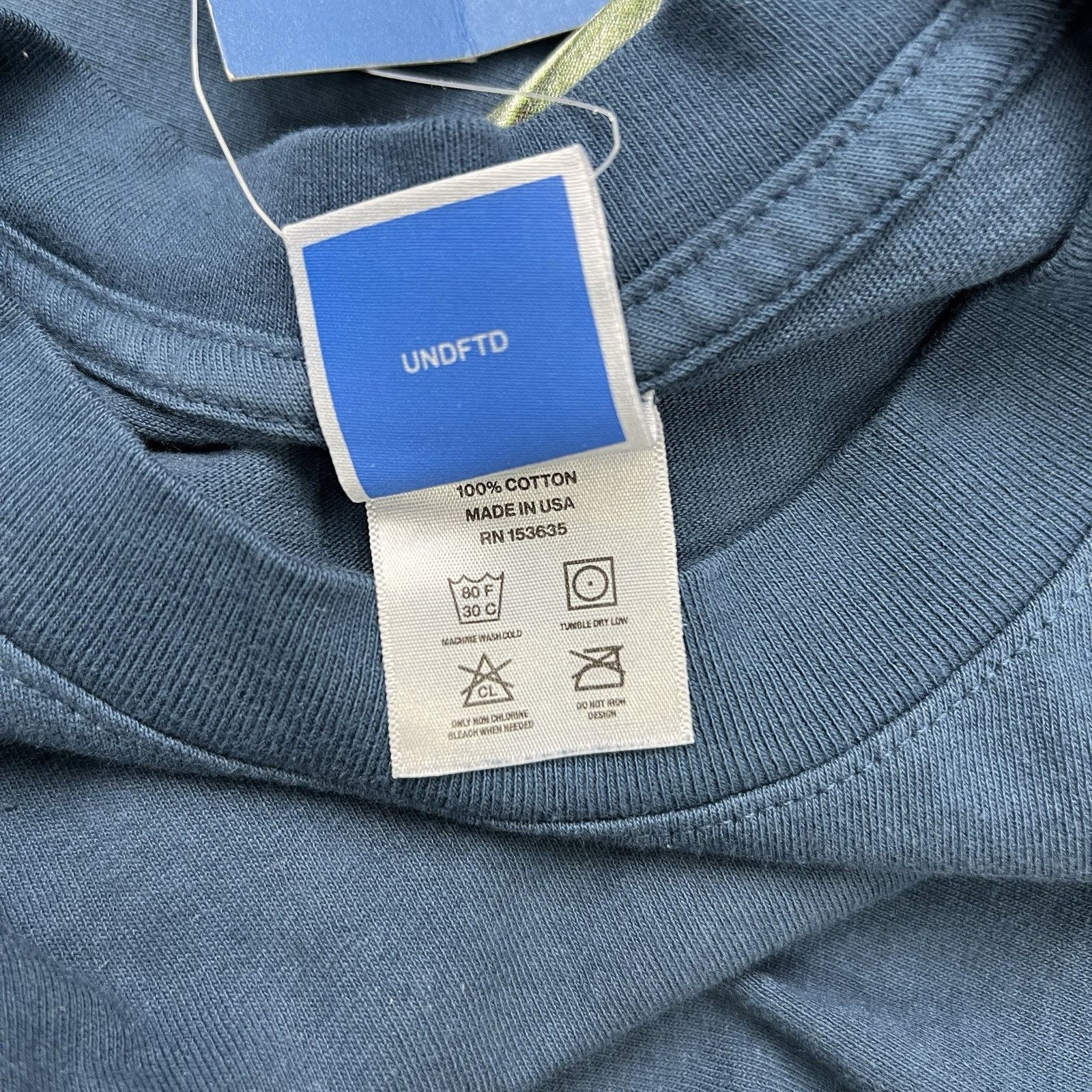Undefeated Undefeated Long Sleeve Shirt Size XL Mens Blue Size US XL / EU 56 / 4 - 11 Thumbnail