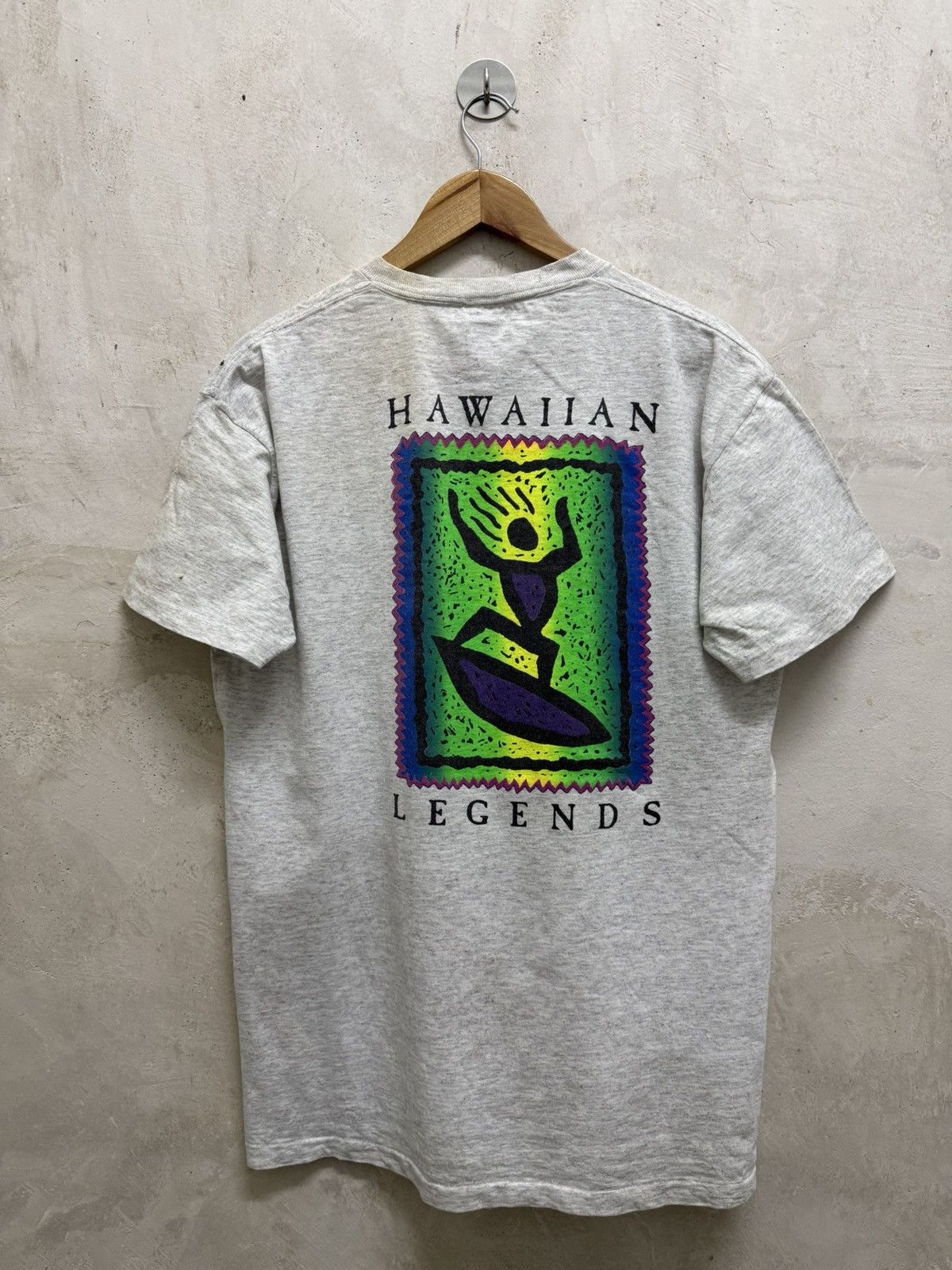 Vintage Vintage 90s Hawaiian Surf Club Hawaii Distressed Tee Size US L / EU 52-54 / 3 - 1 Thumbnail