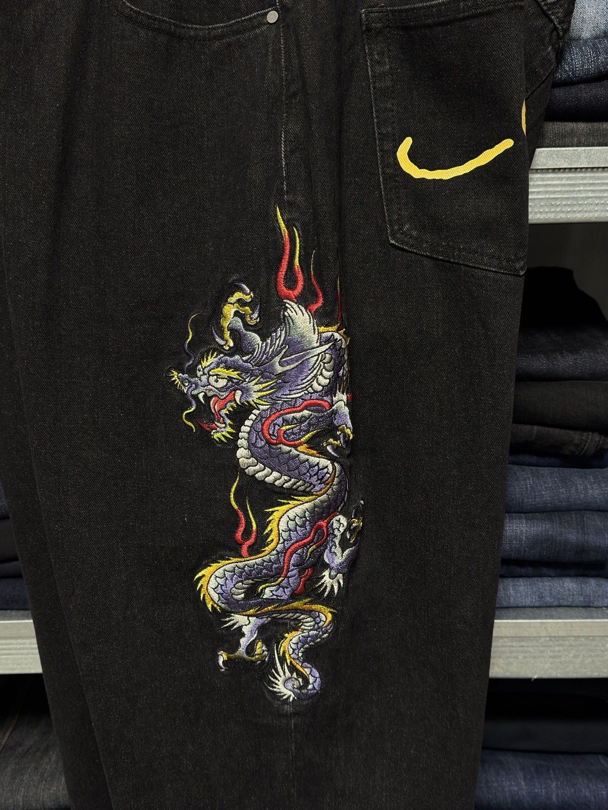 Ed Hardy Ed Hardy by Christian Audigier Battle Dragon Tattoo Size US 36 / EU 52 - 6 Thumbnail