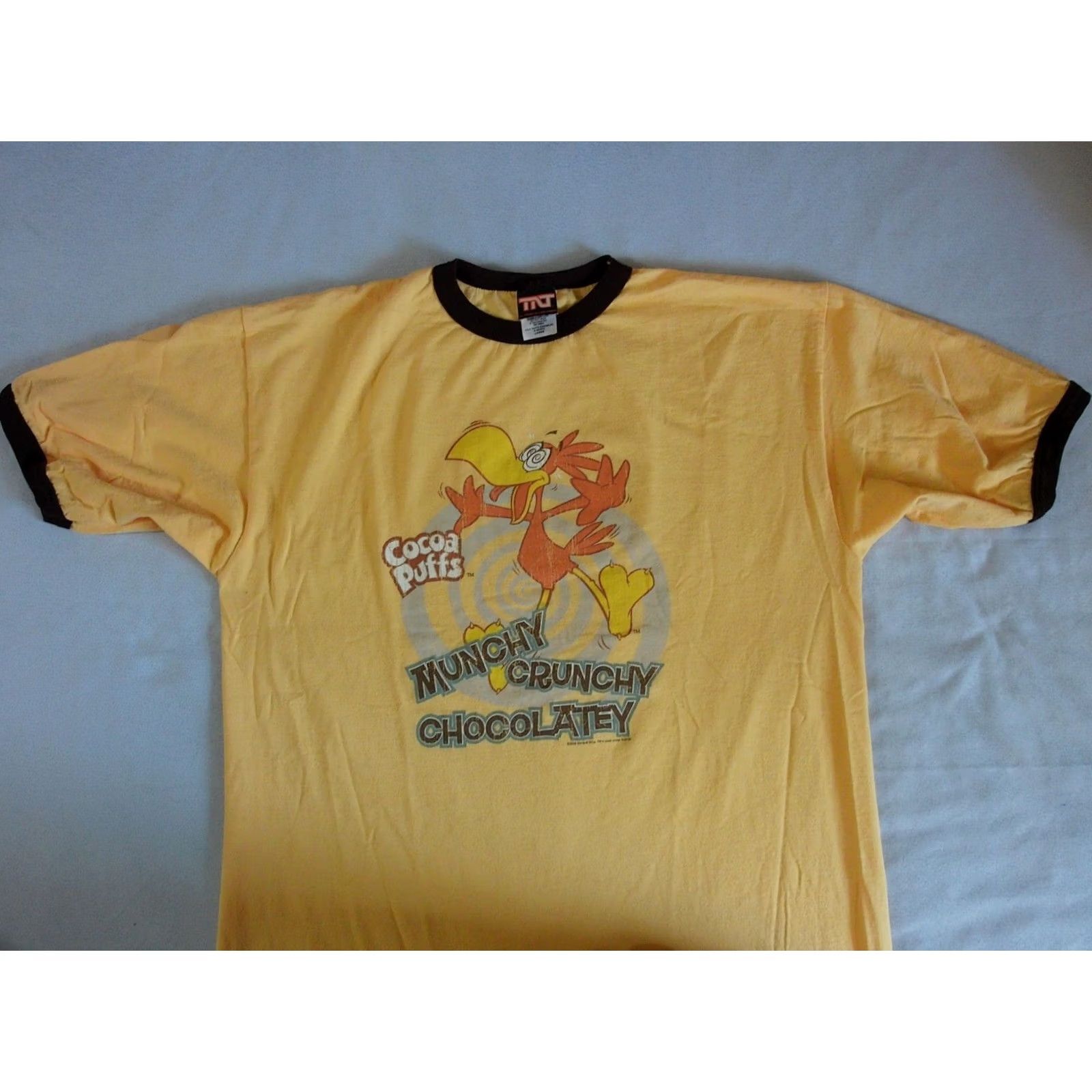 Vintage VINTAGE Cocoa Puffs TNT Trau & Loevner T-Shirt Men L Yellow Logo 2006 Cocoa Puffs Vintage T-Shirt Mens Large Size US L / EU 52-54 / 3 - 4 Thumbnail