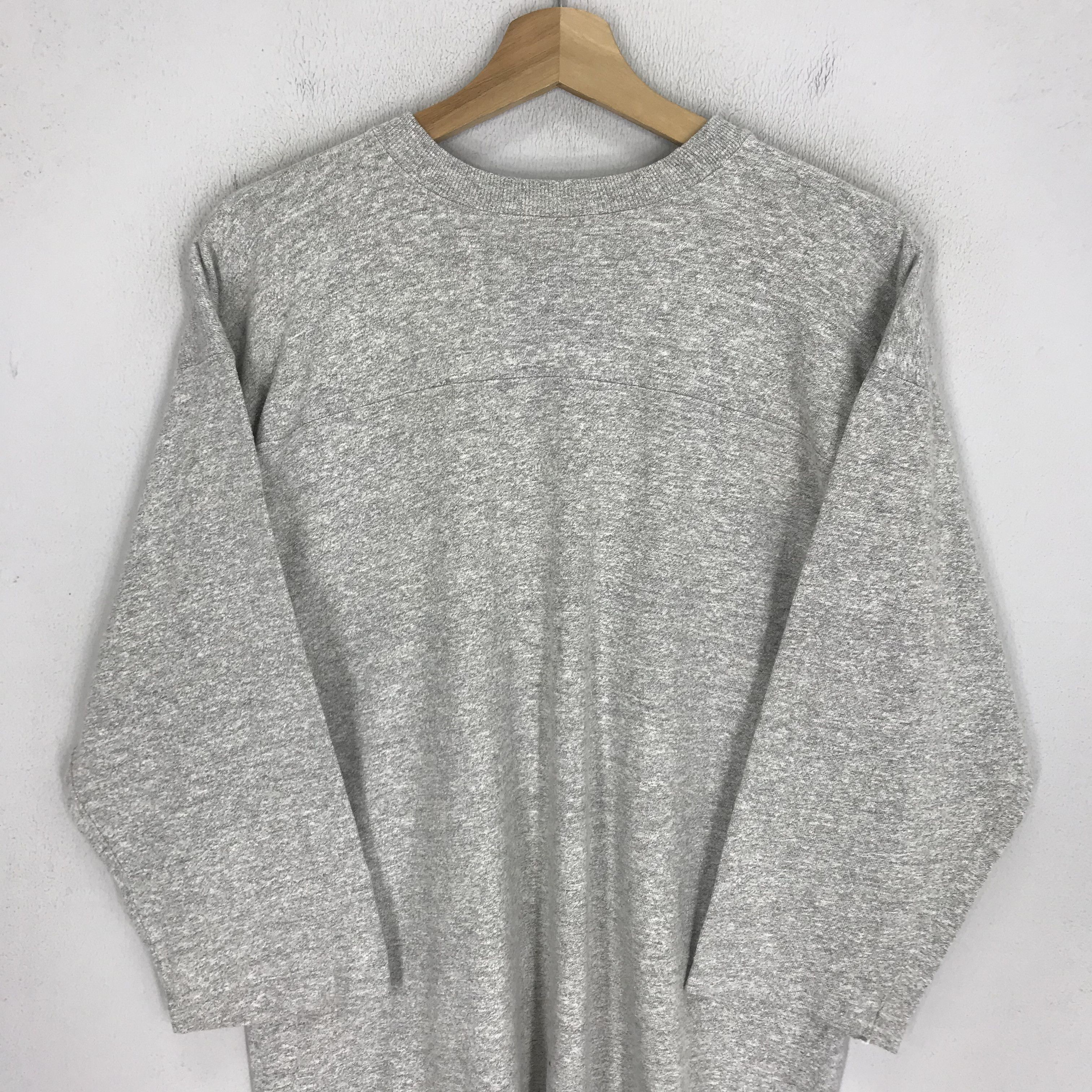 Champion Vintage Champion Script Logo Sportswear Crewneck Tshirt Size US XL / EU 56 / 4 - 4 Thumbnail
