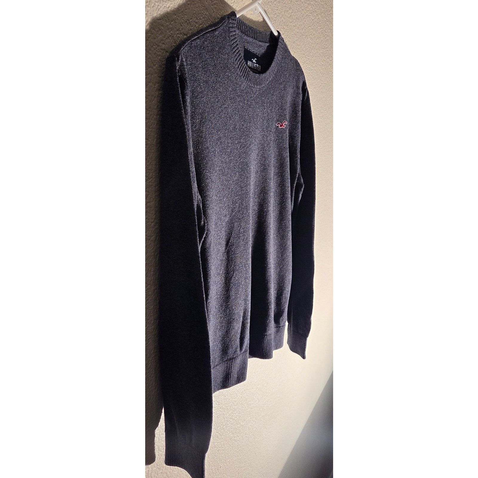 Hollister Men's Hollister Grey Sweater - Size Small - Great Condition! Size US S / EU 44-46 / 1 - 2 Thumbnail