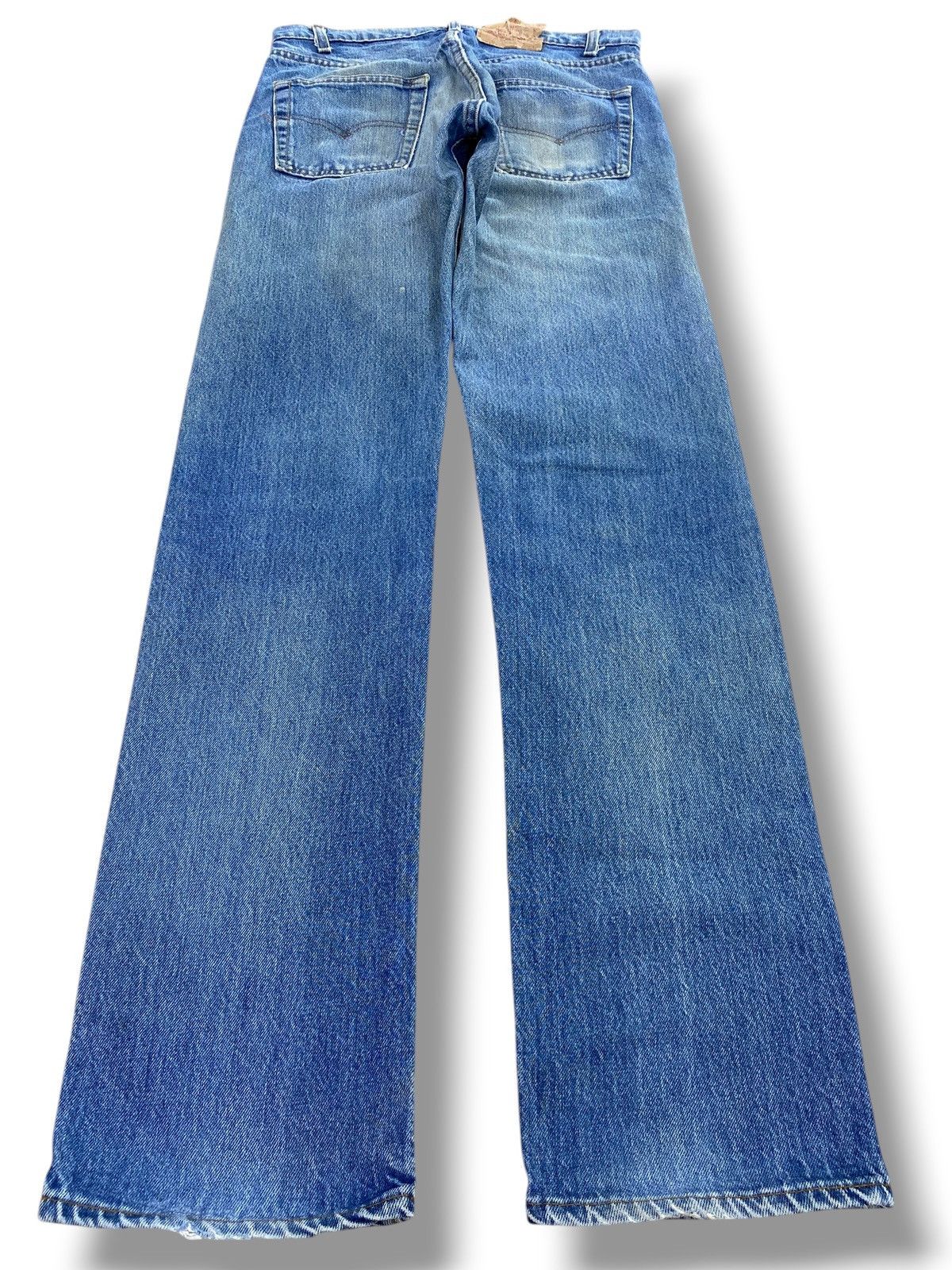Levi's Levi’s Blue Faded Wash Straight Cut Style Jeans Size US 31 - 3 Thumbnail