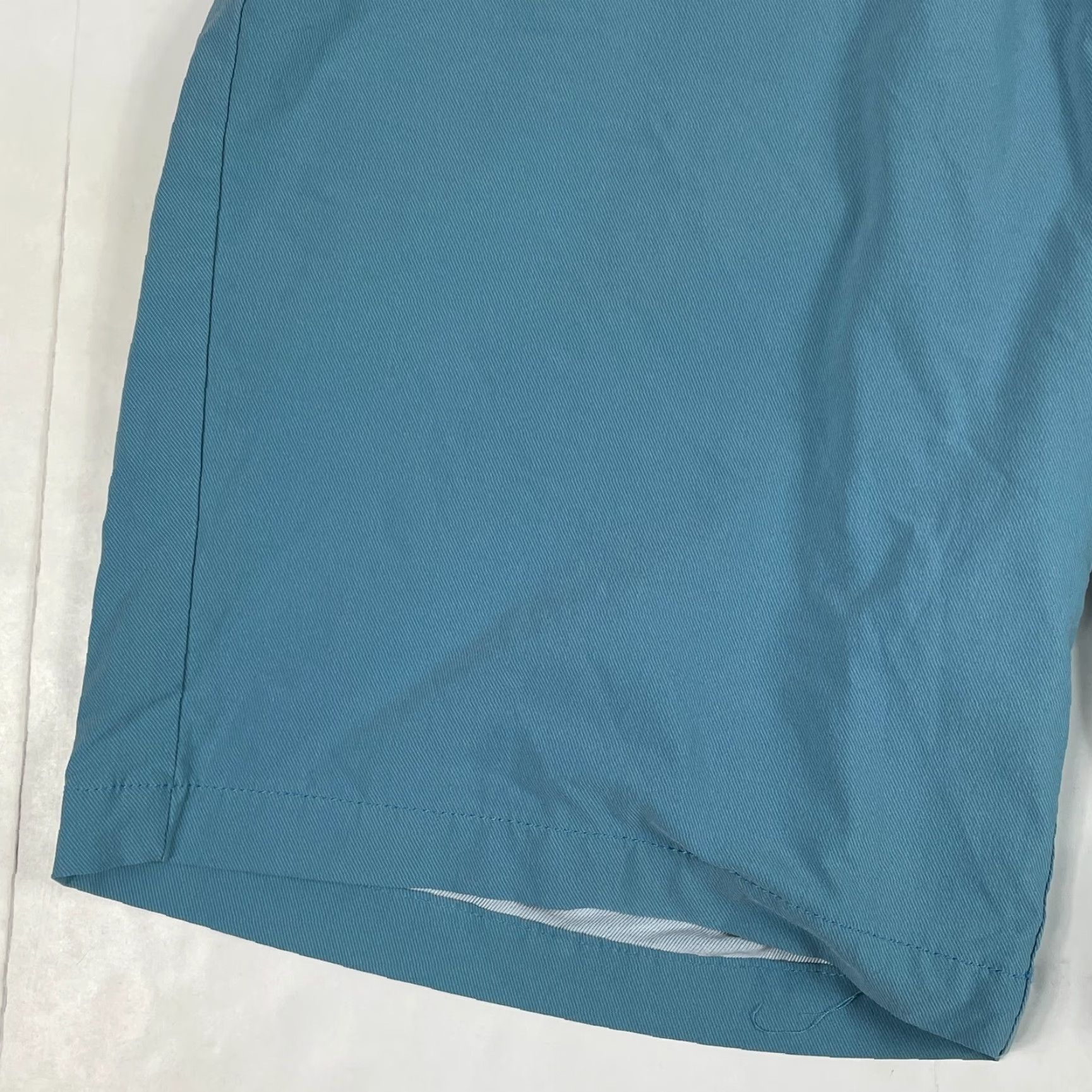 TravisMathew Travis Mathew Shorts Mens 38 x 11 Blue Golfer Chino Flat Front Golfing Outdoors Size US 38 / EU 54 - 5 Thumbnail
