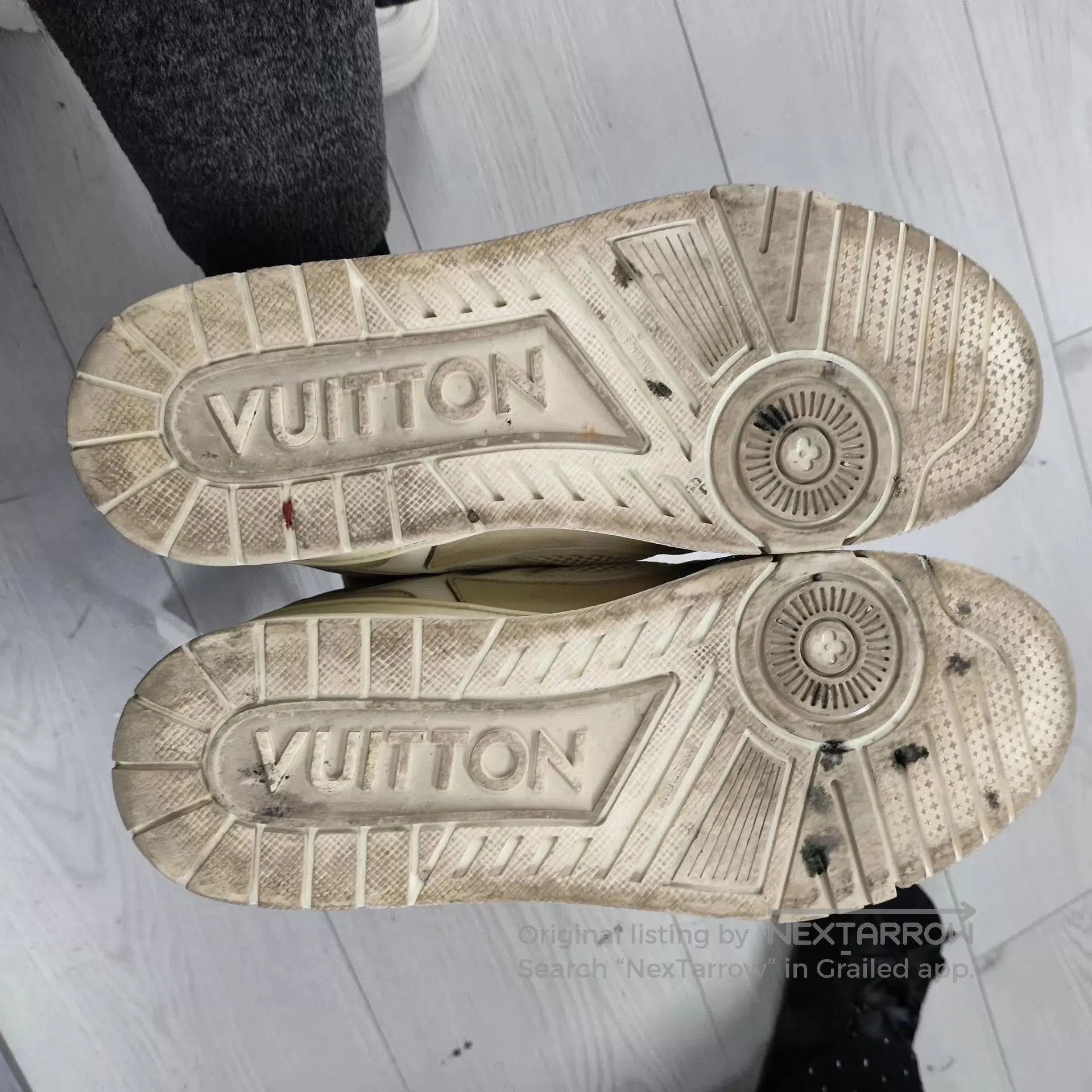 Louis Vuitton Beige Lowtop Sneakers . Size US 8 / EU 41 - 2 Thumbnail