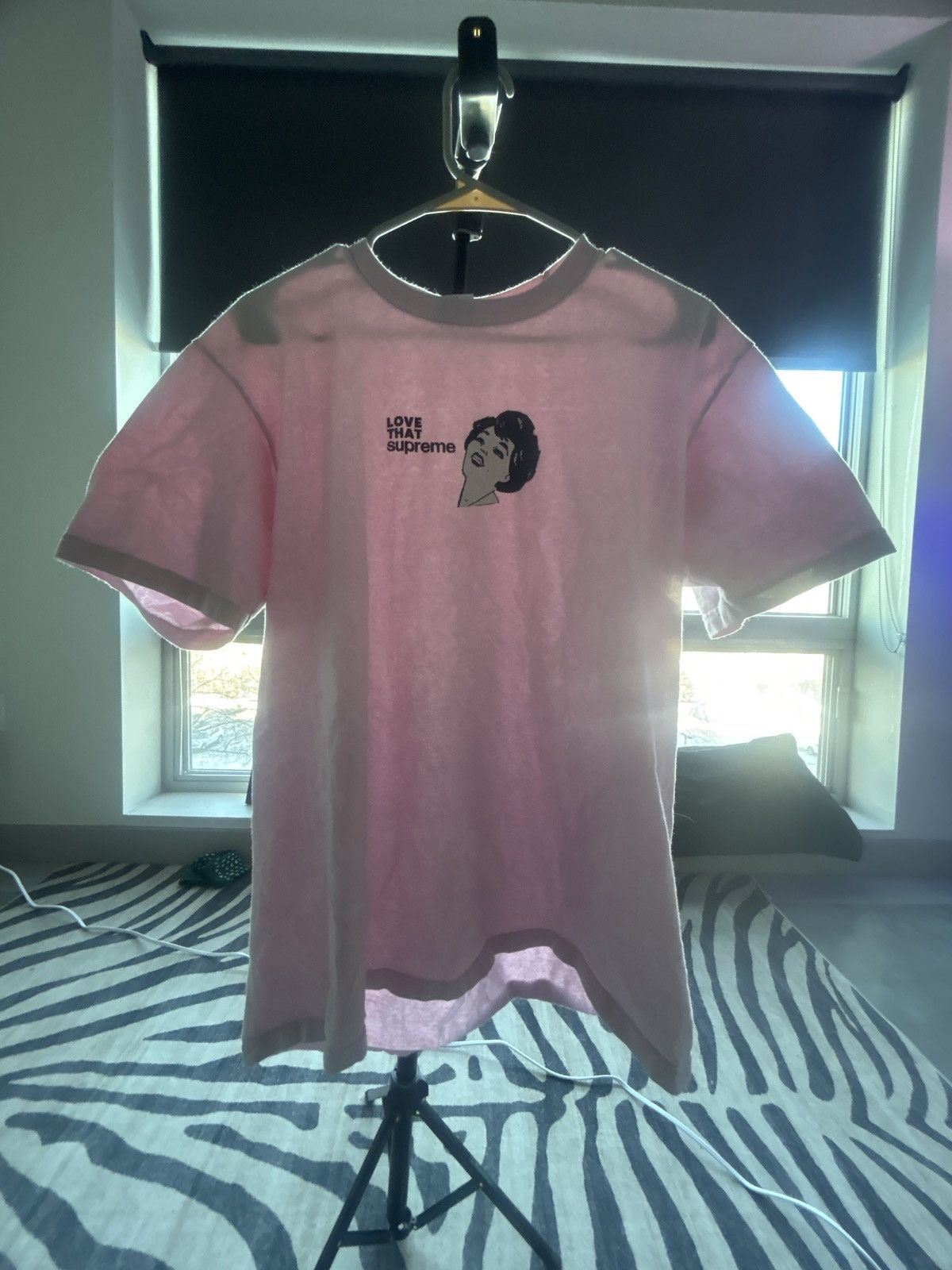 Supreme Supreme Love That Tee SS22 Size US L / EU 52-54 / 3 - 1 Thumbnail