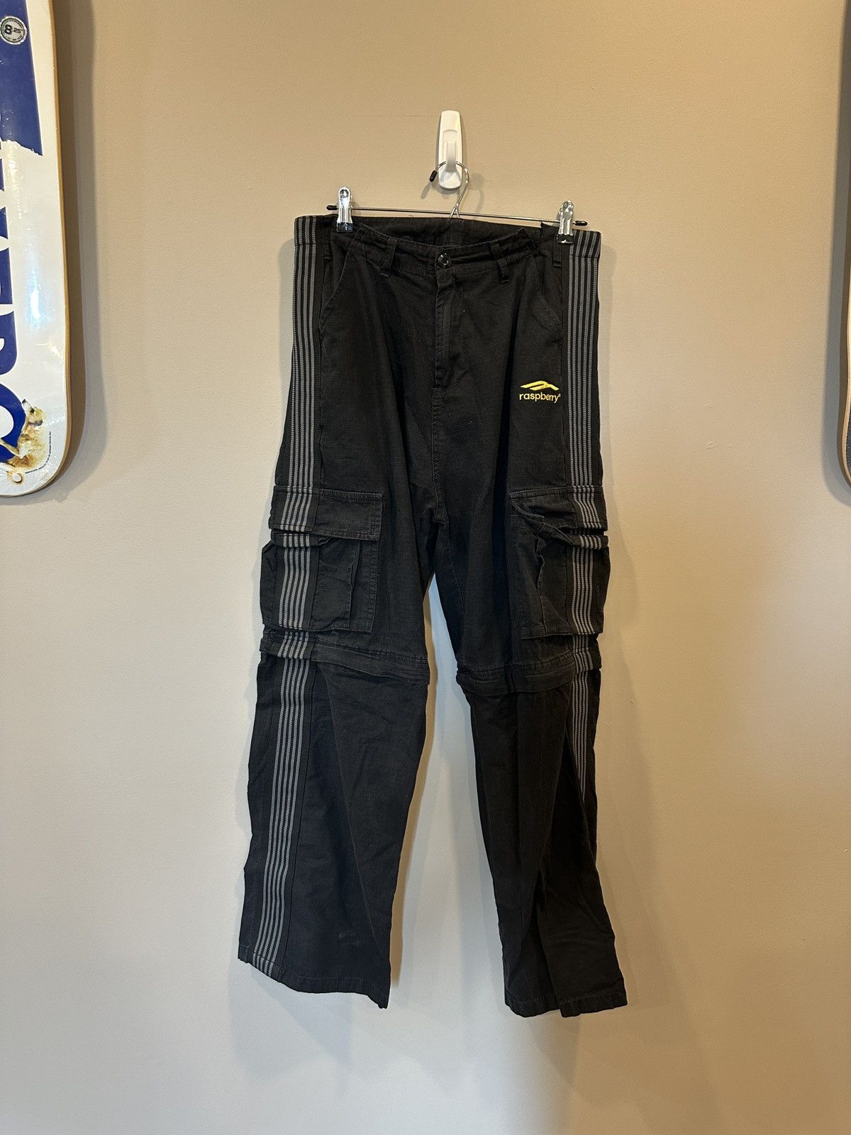 Gv Gallery Cargo Zip Off Pants