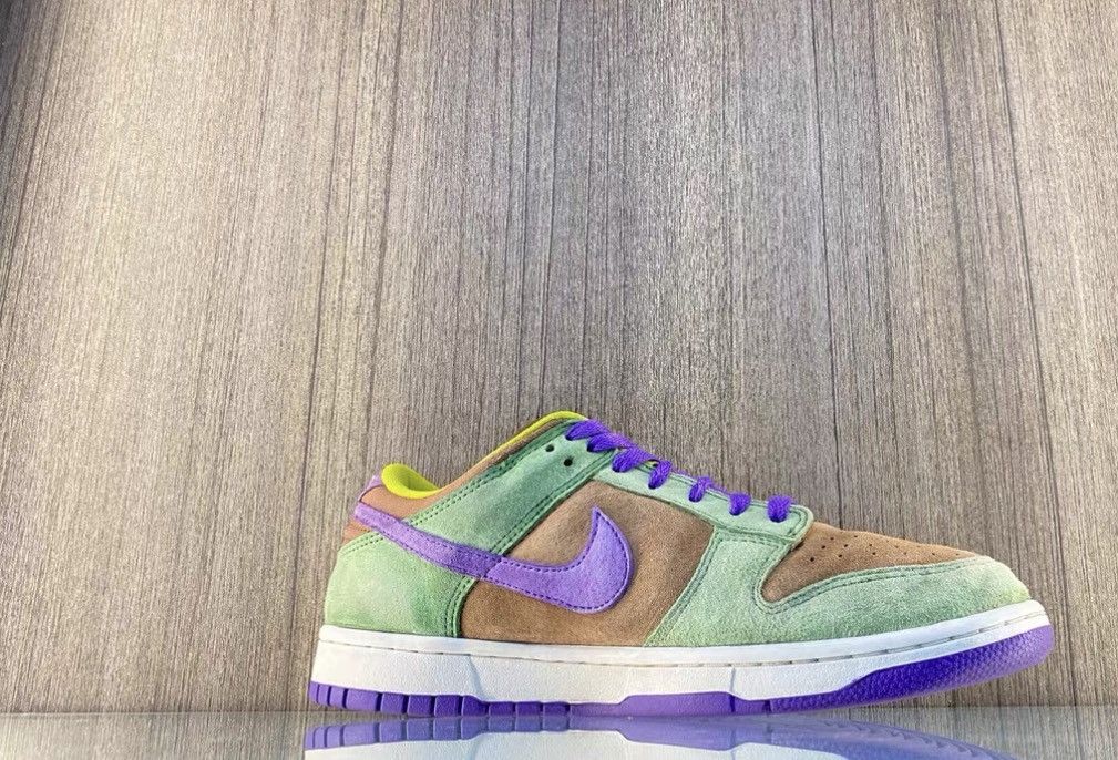 Nike Nike Dunk Low "Ugly Duckling" J16 Size US 9 / EU 42 - 2 Thumbnail