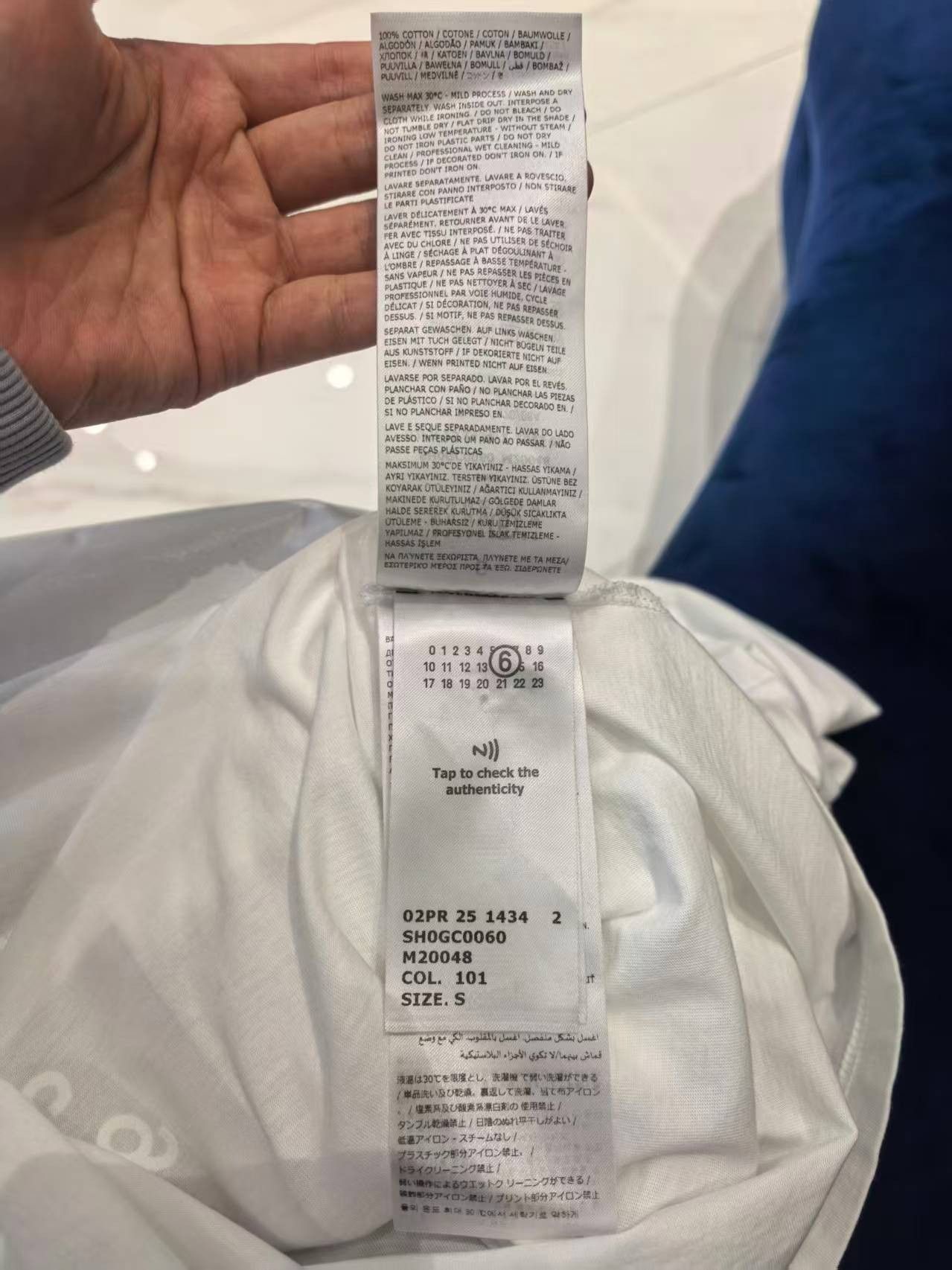 Maison Margiela NWT T-Shirts - White, S,MM6 Maison Margiela Size US S / EU 44-46 / 1 - 10 Thumbnail
