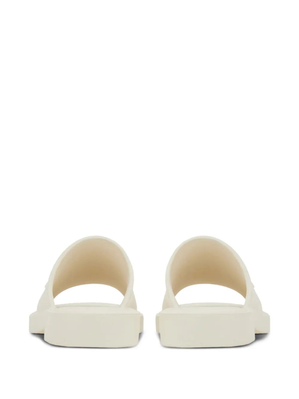 Salvatore Ferragamo o1y0426 Slippers in Ivory Size US 6 / IT 36 - 3 Thumbnail
