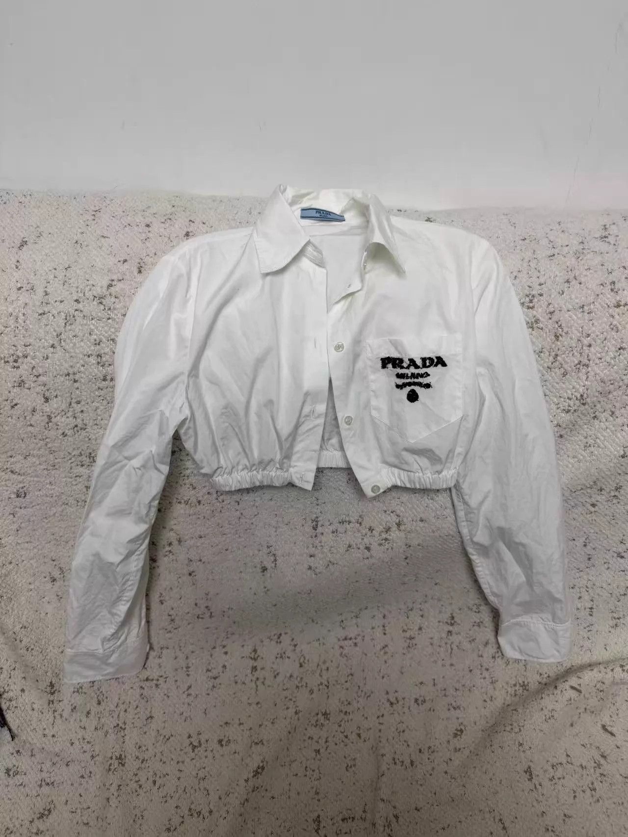Prada Prada size 36 blouse 99 new Size XS / US 0-2 / IT 36-38 - 1 Thumbnail