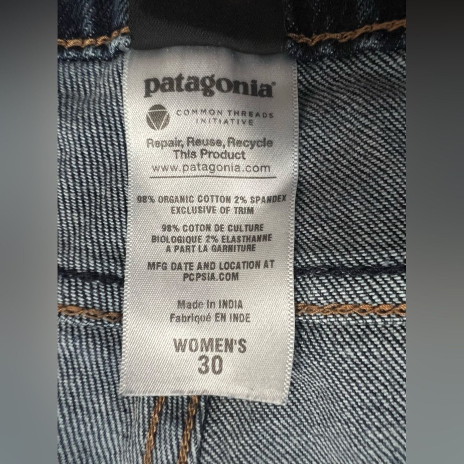 Patagonia Patagonia Women’s mid-rise boot cut jeans. Size:30 Size 30" / US 8 / IT 44 - 2 Thumbnail