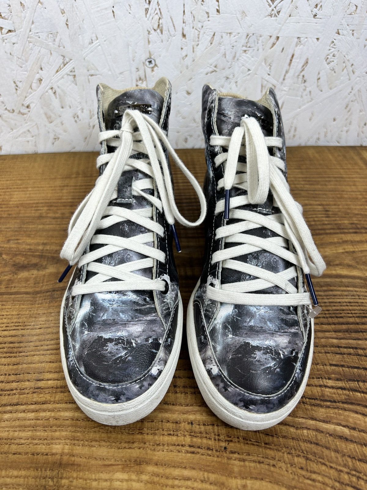 Alexander McQueen Alexander Mcqueen x Puma Ice Print 2011 Sneakers FR39 Size US 8 / IT 38 - 8 Thumbnail