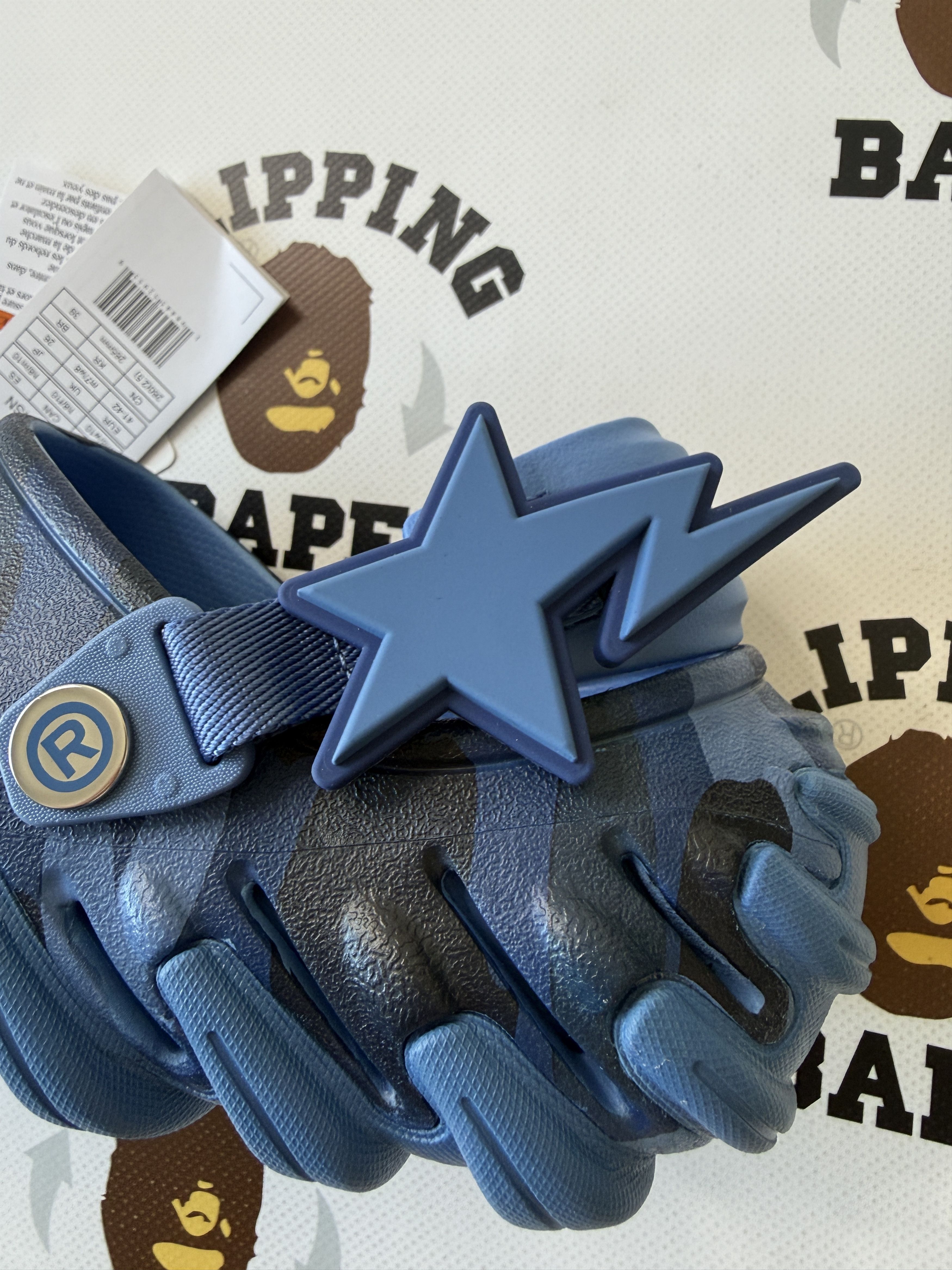 Bape × Crocs BAPE X CROCS ECHO NAVY Size US 9.5 / EU 42-43 - 8 Thumbnail