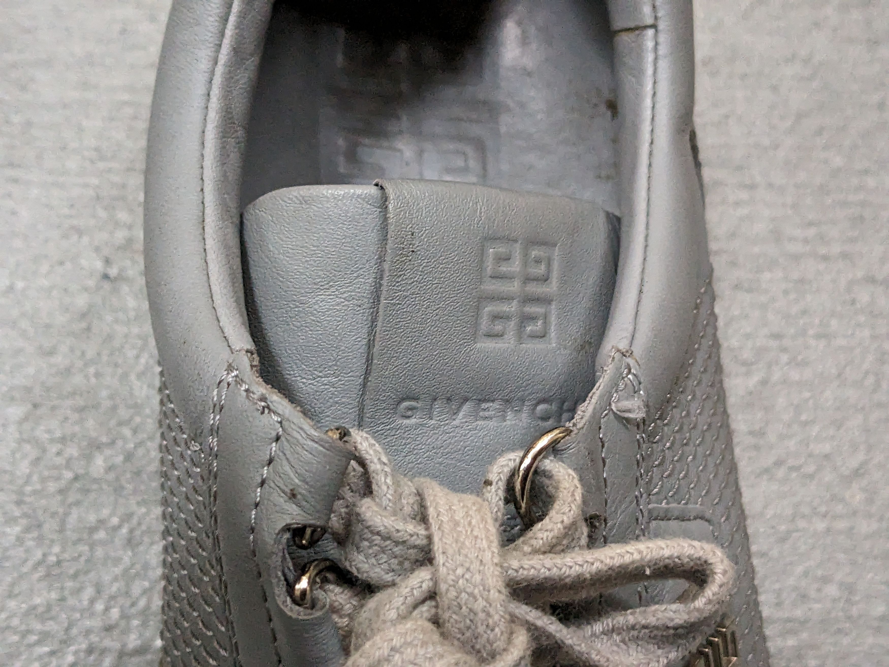 Givenchy Givenchy G4 Sneakers Gray 9 42 Leather Matthew Williams Size US 9 / EU 42 - 10 Thumbnail