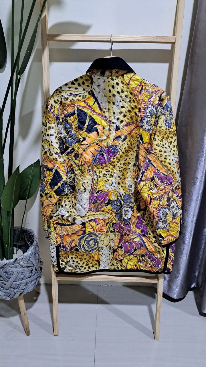 Salvatore Ferragamo Vintage 90s Salvatore Ferragamo Leopard in the Jungle Size US M / EU 48-50 / 2 - 8 Thumbnail