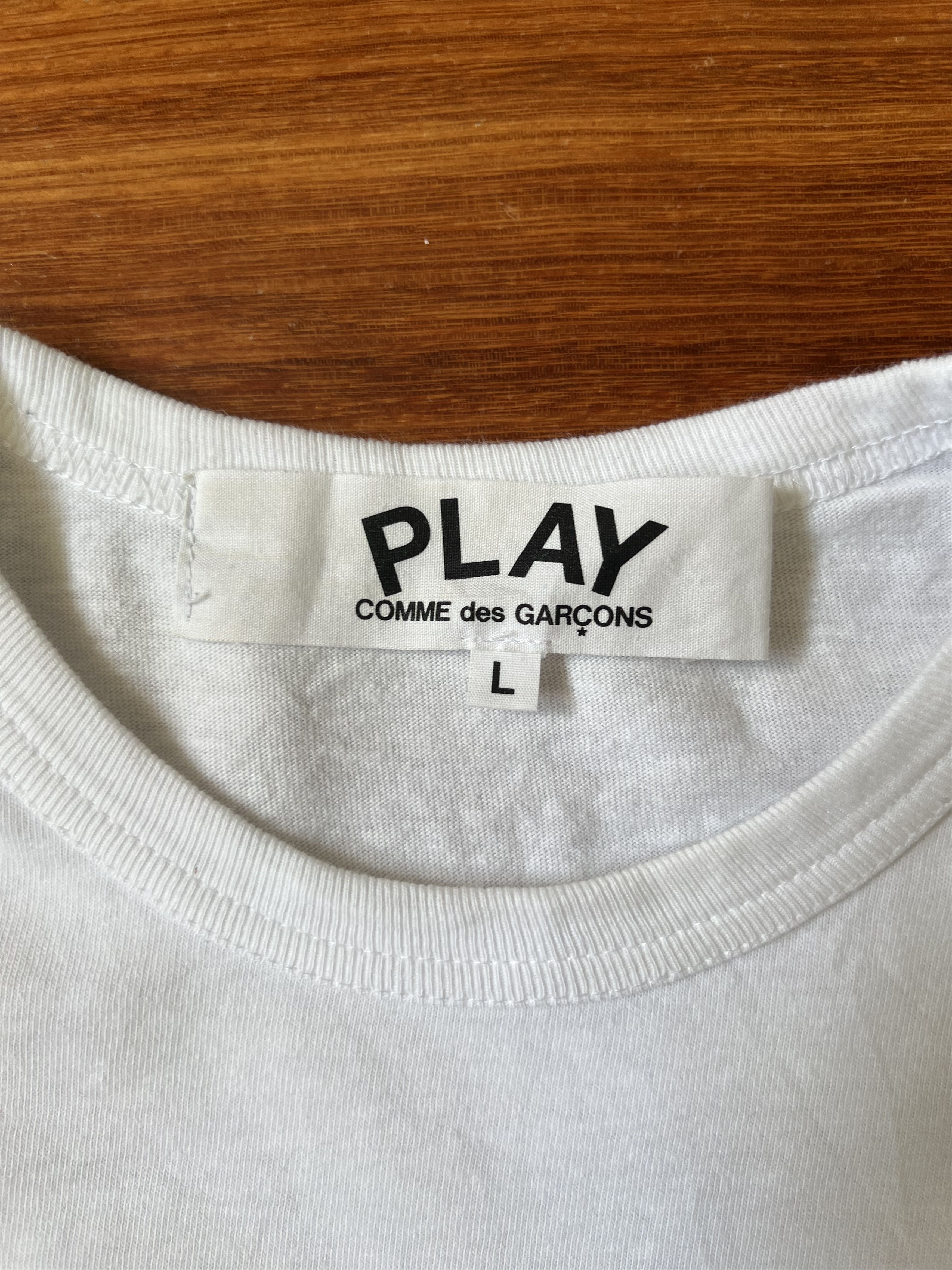 Comme des Garcons PLAY 💚 Comme Des Garcons Play Embroidered White Logo Tee Size US L / EU 52-54 / 3 - 4 Thumbnail