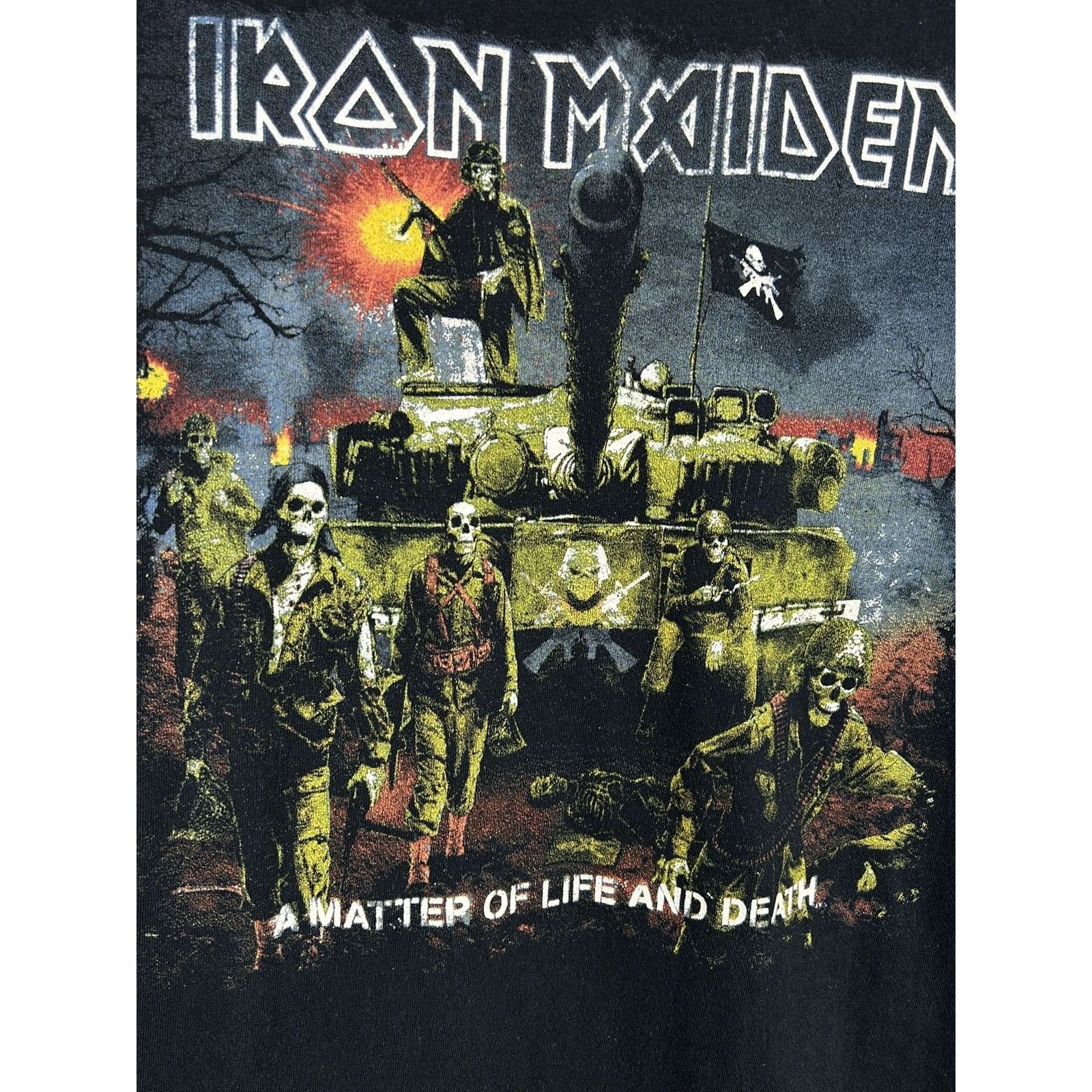 Band Tees 00s Vintage Iron Maiden A Matter Of Life And Death T-Shirt Size US M / EU 48-50 / 2 - 2 Thumbnail